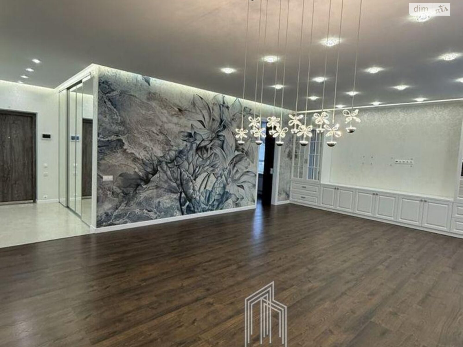 Продажа четырехкомнатной квартиры в Киеве, на ул. Шолуденко 1А, район Шулявка фото 1