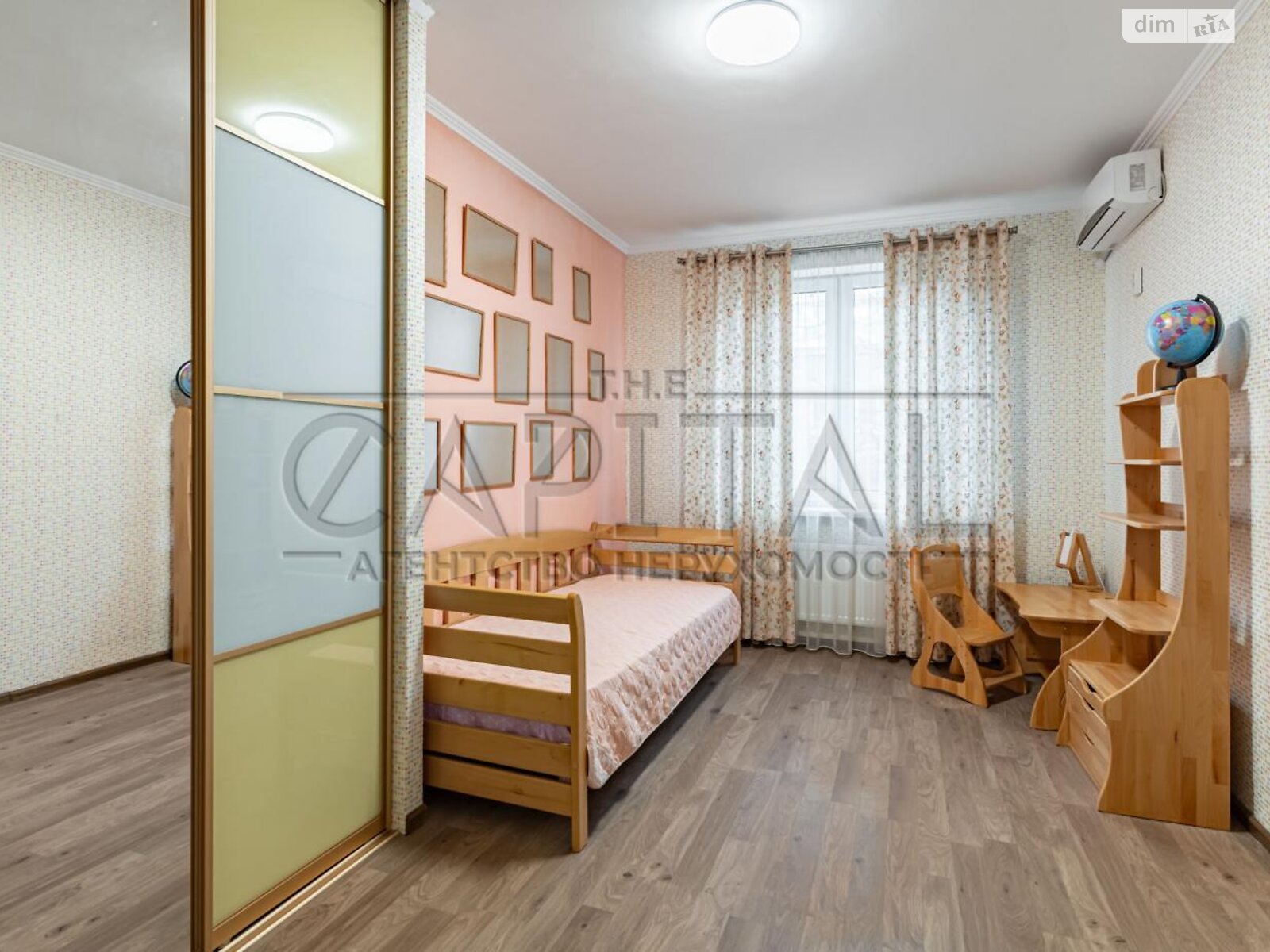 Продажа трехкомнатной квартиры в Киеве, на пер. Тбилисский 1, район Шулявка фото 1 Продажа трехкомнатной квартиры в Киеве, на пер. Тбилисский 1, район Шулявка фото 1