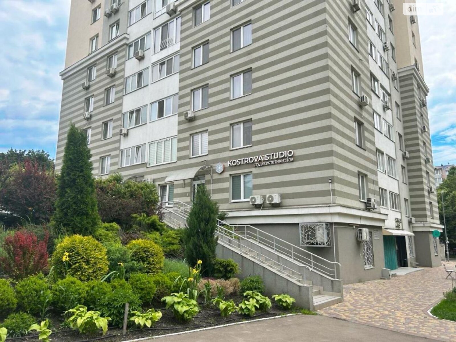 Продажа трехкомнатной квартиры в Киеве, на пер. Тбилисский 1, район Шулявка фото 1 Продажа трехкомнатной квартиры в Киеве, на пер. Тбилисский 1, район Шулявка фото 1