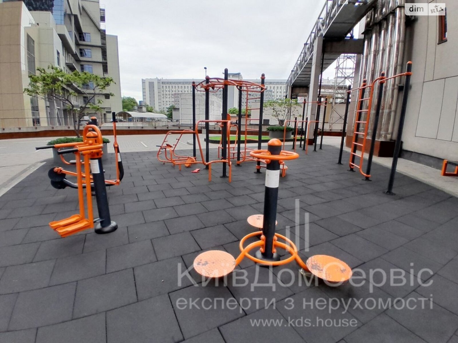 Продажа трехкомнатной квартиры в Киеве, на бул. Вацлава Гавела 6В, район Соломенский фото 1 Продажа трехкомнатной квартиры в Киеве, на бул. Вацлава Гавела 6В, район Соломенский фото 1