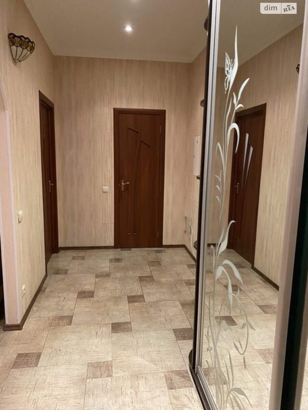 Продаж двокімнатної квартири в Києві, на Златоустівська 50, район Шулявка фото 1 Продаж двокімнатної квартири в Києві, на Златоустівська 50, район Шулявка фото 1