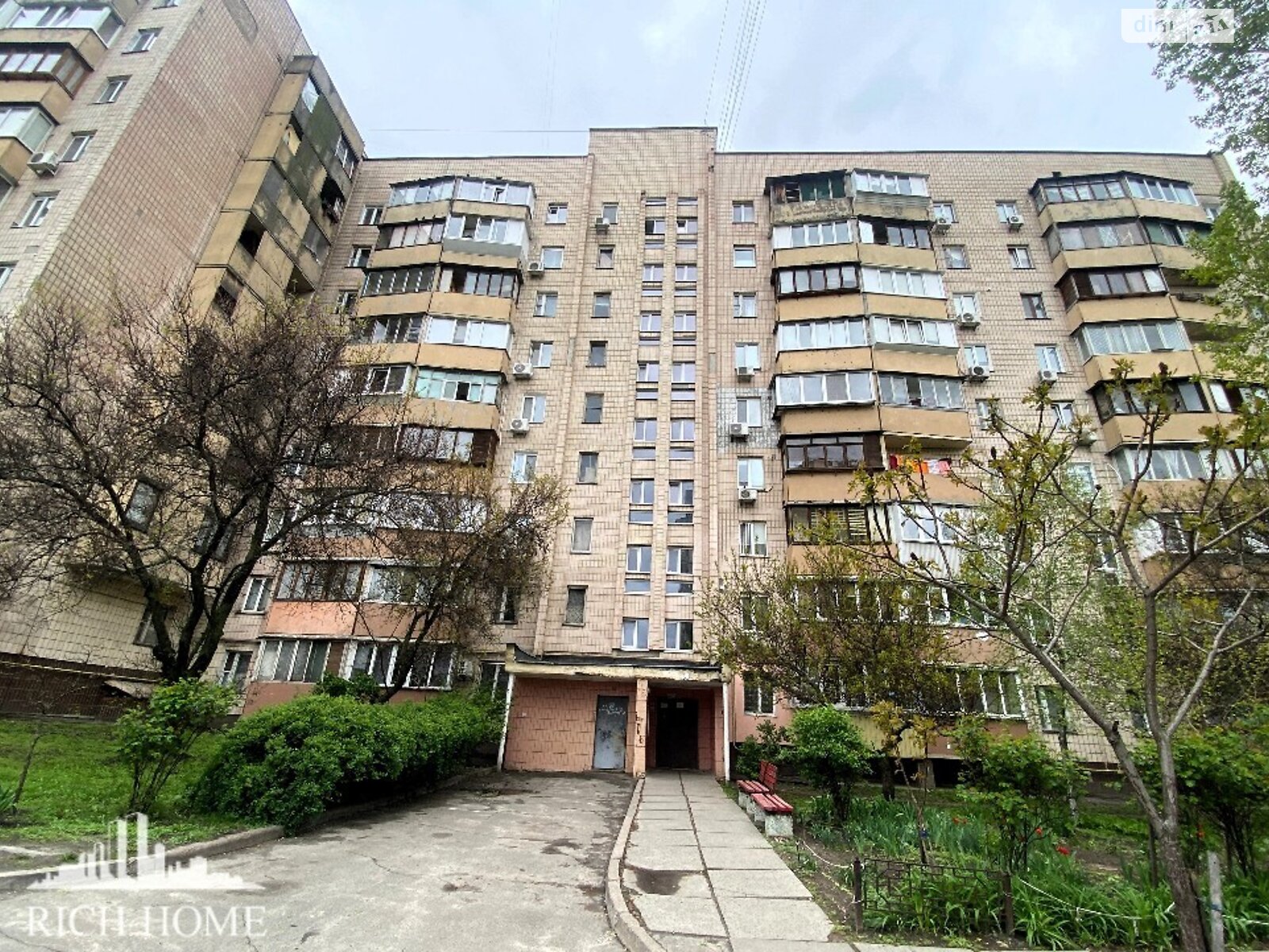 Продажа однокомнатной квартиры в Киеве, на ул. Симиренко 28, район Святошинский фото 1