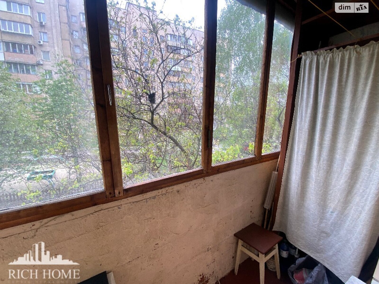 Продаж однокімнатної квартири в Києві, на вул. Симиренка 28, район Святошинський фото 1 Продаж однокімнатної квартири в Києві, на вул. Симиренка 28, район Святошинський фото 1
