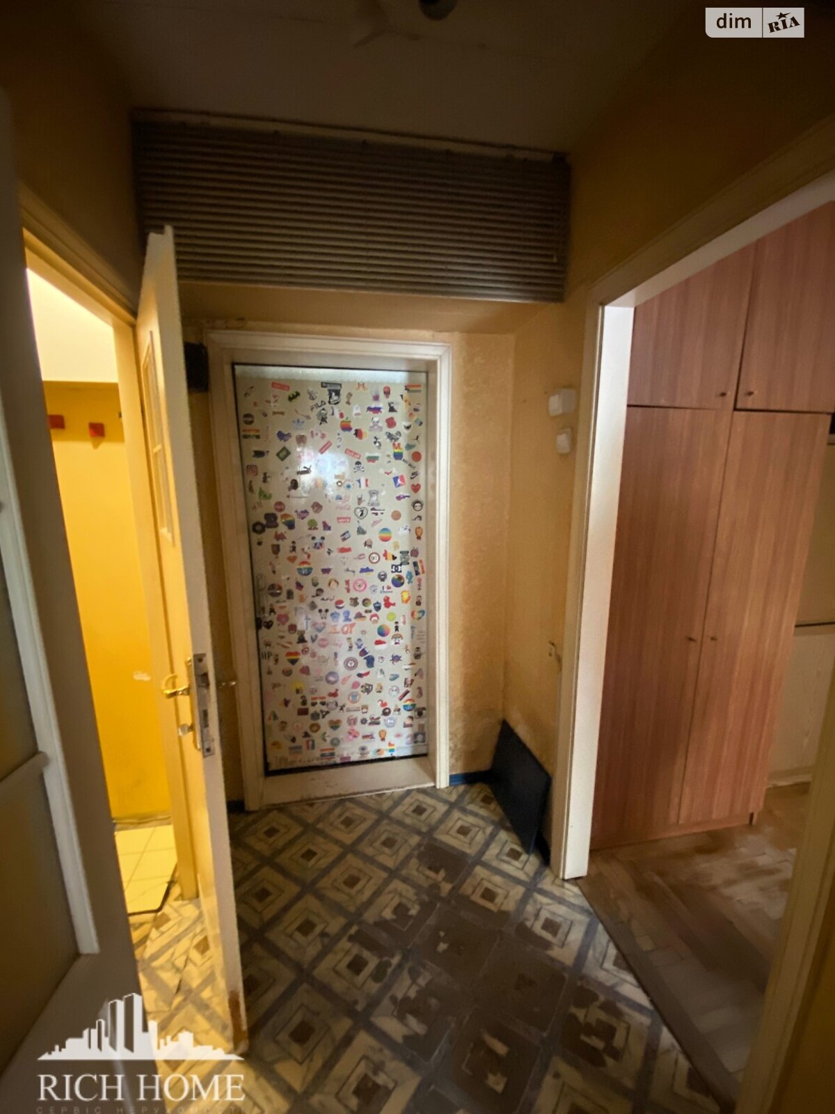 Продаж однокімнатної квартири в Києві, на вул. Симиренка 28, район Святошинський фото 1 Продаж однокімнатної квартири в Києві, на вул. Симиренка 28, район Святошинський фото 1