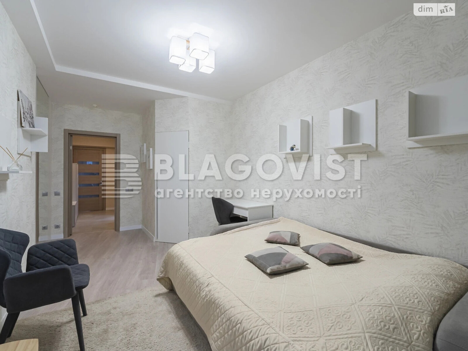 Продажа трехкомнатной квартиры в Киеве, на просп. Соборности 30, фото 1
