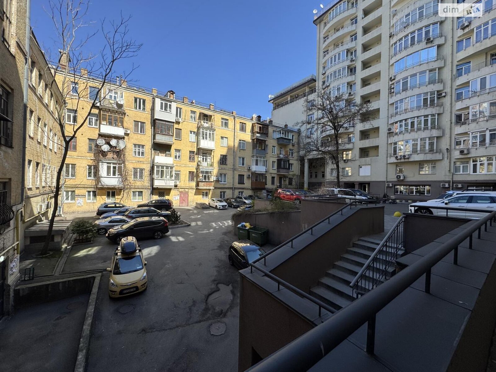 Продажа четырехкомнатной квартиры в Киеве, на ул. Александра Конисского 46/11, район Солдатская Слободка фото 1 Продажа четырехкомнатной квартиры в Киеве, на ул. Александра Конисского 46/11, район Солдатская Слободка фото 1
