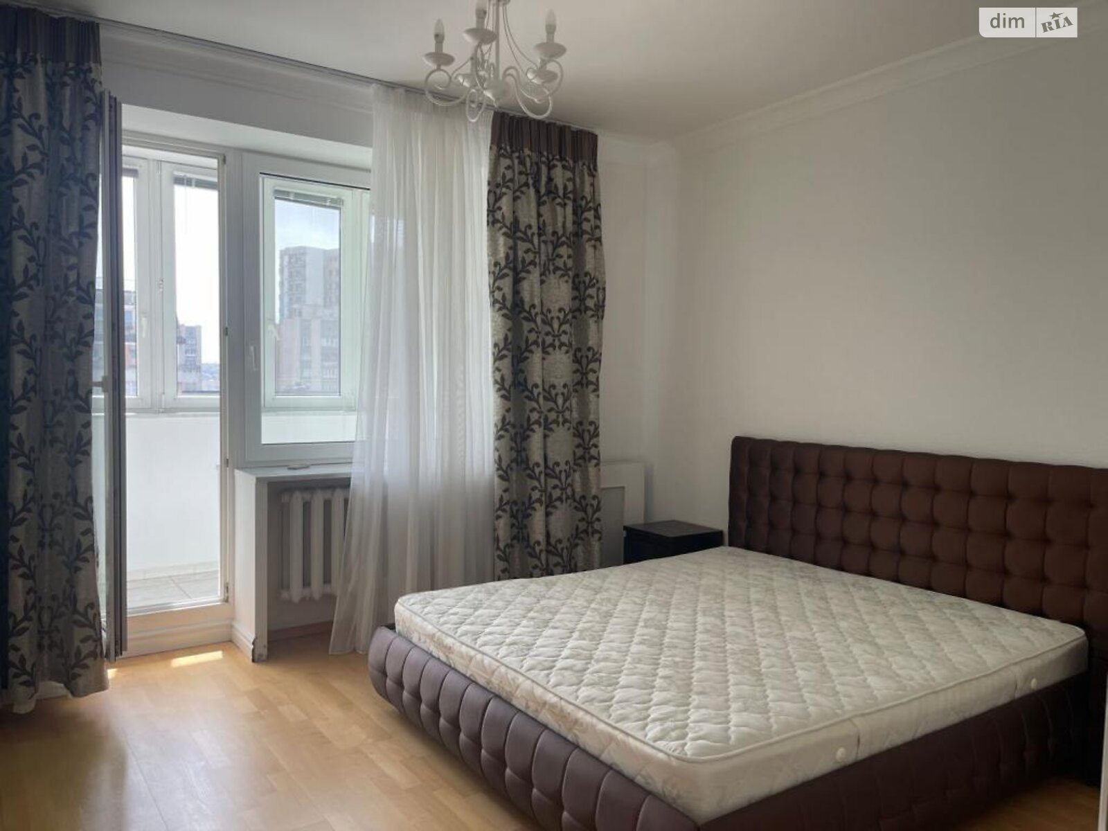 Продажа пятикомнатной квартиры в Киеве, на ул. Александра Конисского 52/58, район Солдатская Слободка фото 1 Продажа пятикомнатной квартиры в Киеве, на ул. Александра Конисского 52/58, район Солдатская Слободка фото 1