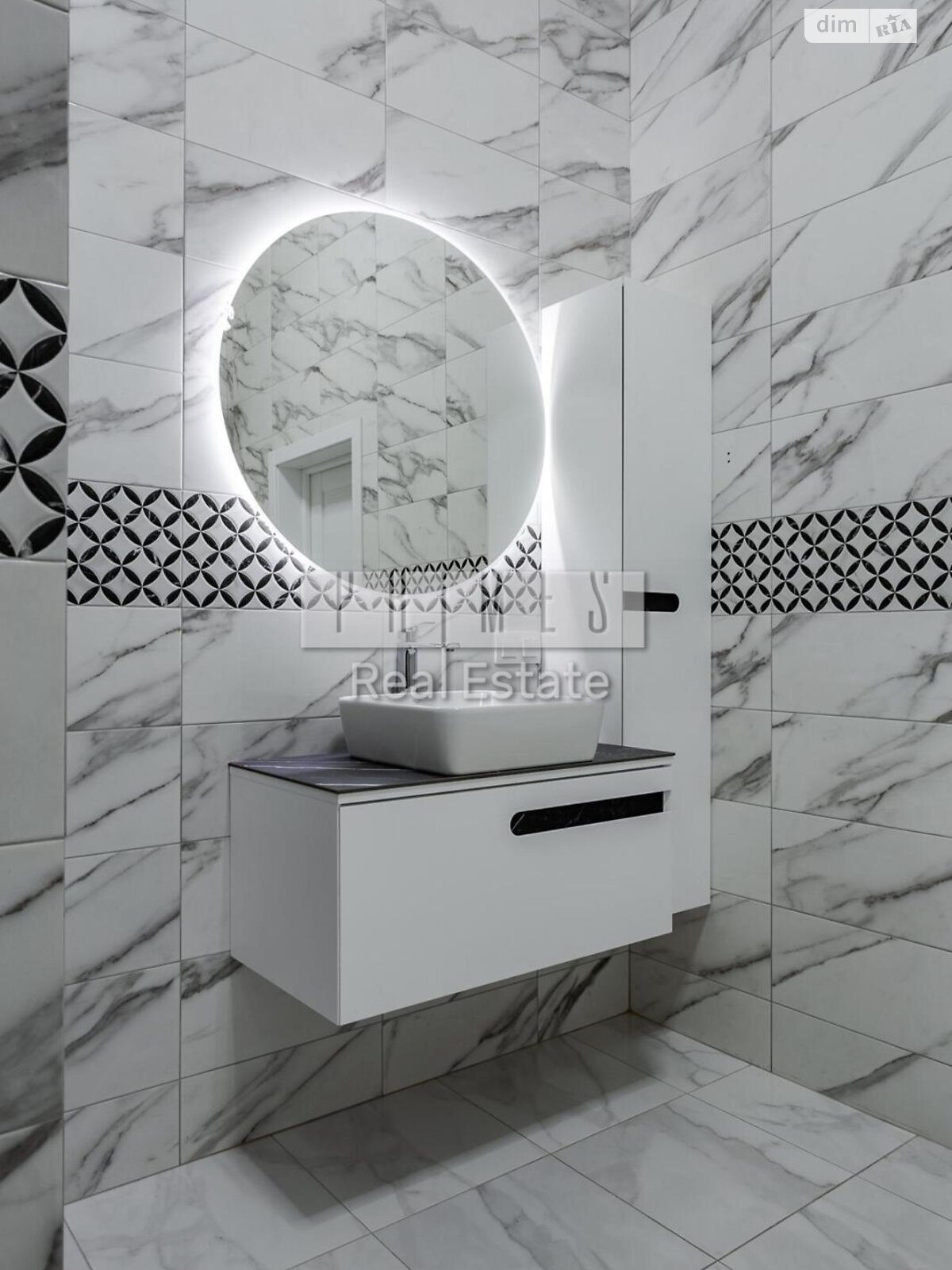 Продажа четырехкомнатной квартиры в Киеве, на ул. Александра Конисского 46/11, район Солдатская Слободка фото 1 Продажа четырехкомнатной квартиры в Киеве, на ул. Александра Конисского 46/11, район Солдатская Слободка фото 1