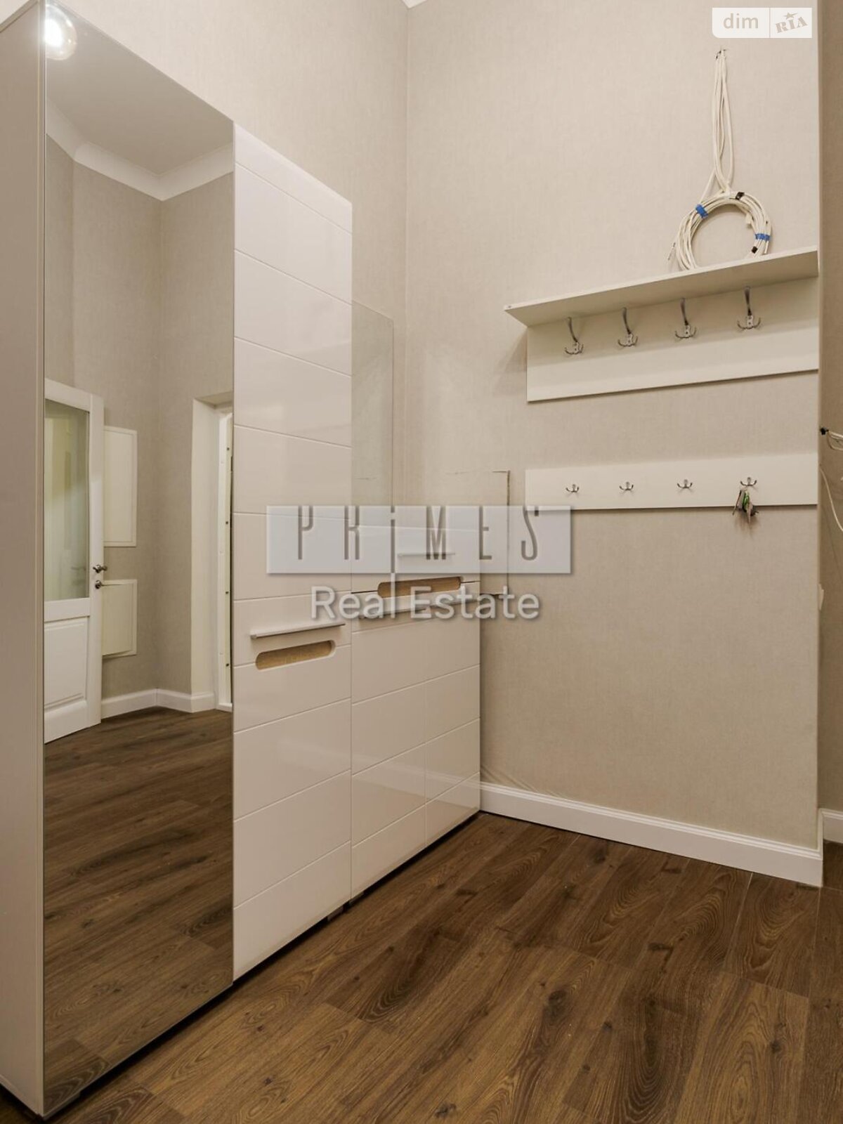 Продажа четырехкомнатной квартиры в Киеве, на ул. Александра Конисского 46/11, район Солдатская Слободка фото 1 Продажа четырехкомнатной квартиры в Киеве, на ул. Александра Конисского 46/11, район Солдатская Слободка фото 1