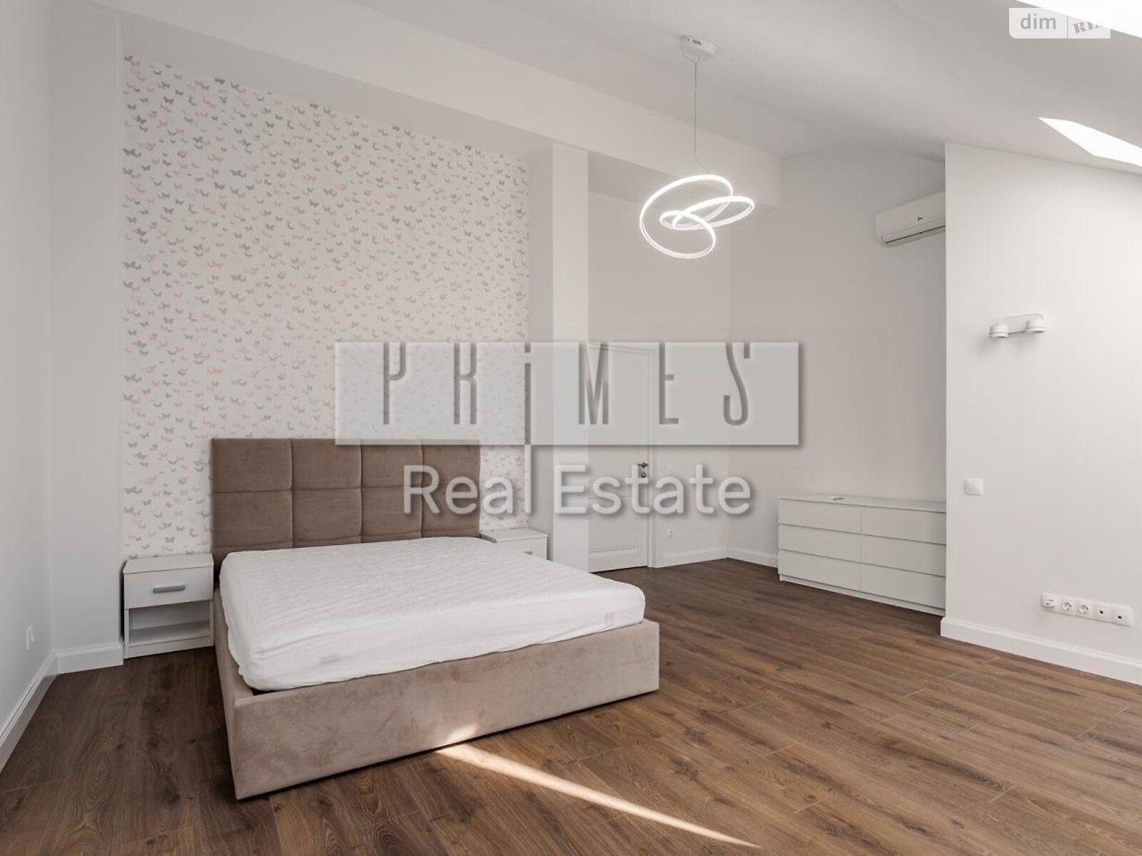 Продажа четырехкомнатной квартиры в Киеве, на ул. Александра Конисского 46/11, район Солдатская Слободка фото 1 Продажа четырехкомнатной квартиры в Киеве, на ул. Александра Конисского 46/11, район Солдатская Слободка фото 1