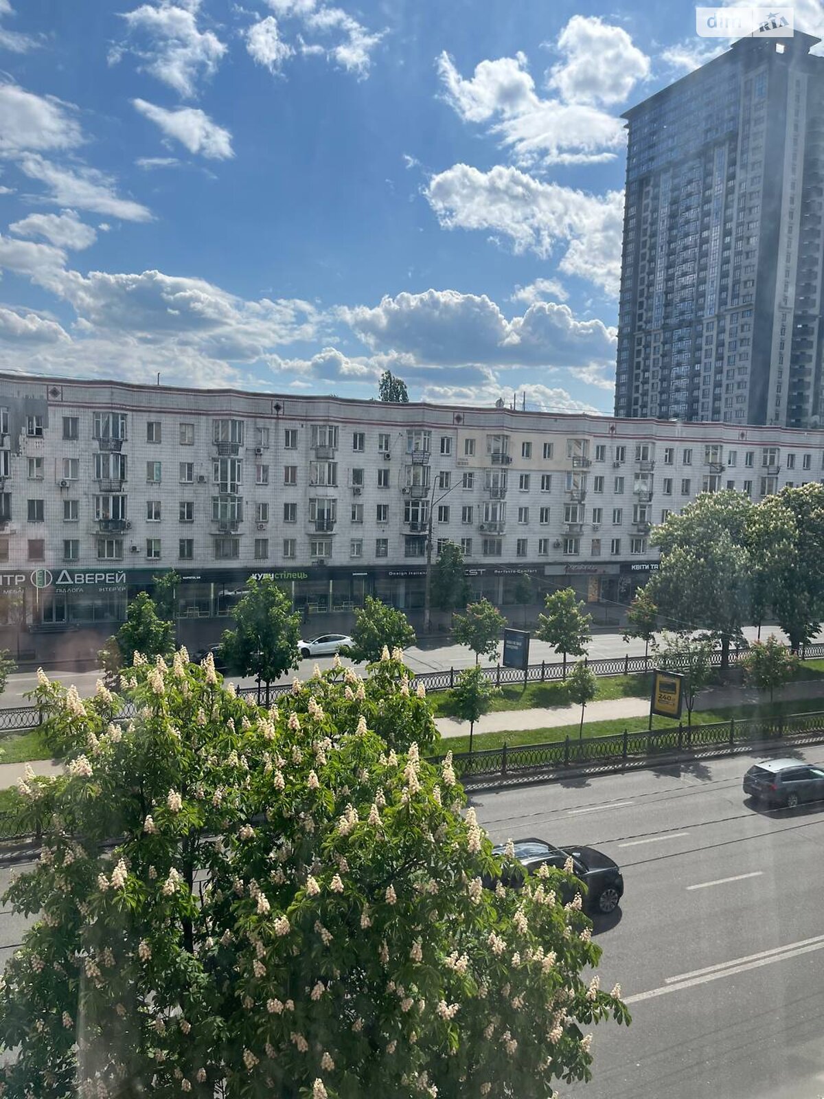 Продаж чотирикімнатної квартири в Києві, на просп. Берестейський 2, район Солдатська Слобідка фото 1 Продаж чотирикімнатної квартири в Києві, на просп. Берестейський 2, район Солдатська Слобідка фото 1