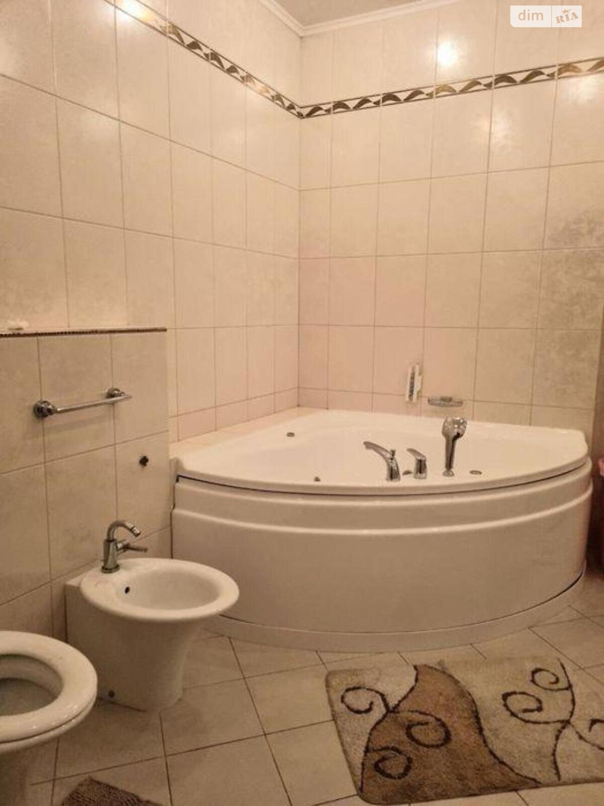 Продаж чотирикімнатної квартири в Києві, на вул. Бульварно-Кудрявська 36, район Солдатська Слобідка фото 1 Продаж чотирикімнатної квартири в Києві, на вул. Бульварно-Кудрявська 36, район Солдатська Слобідка фото 1