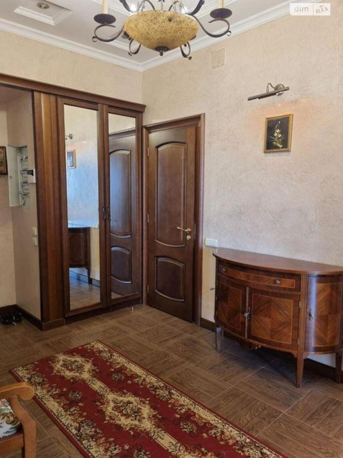 Продаж чотирикімнатної квартири в Києві, на вул. Бульварно-Кудрявська 36, район Солдатська Слобідка фото 1 Продаж чотирикімнатної квартири в Києві, на вул. Бульварно-Кудрявська 36, район Солдатська Слобідка фото 1