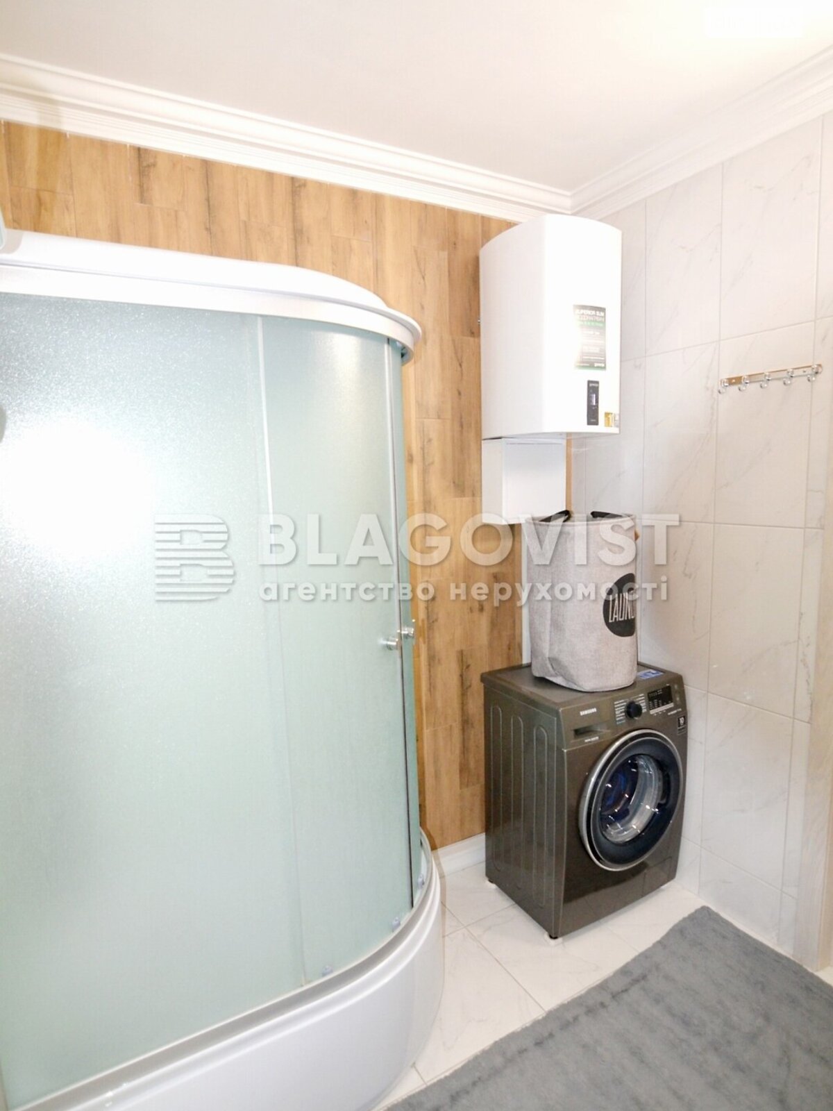 Продаж двокімнатної квартири в Києві, на вул. Дмитрівська 60/19, район Солдатська Слобідка фото 1 Продаж двокімнатної квартири в Києві, на вул. Дмитрівська 60/19, район Солдатська Слобідка фото 1