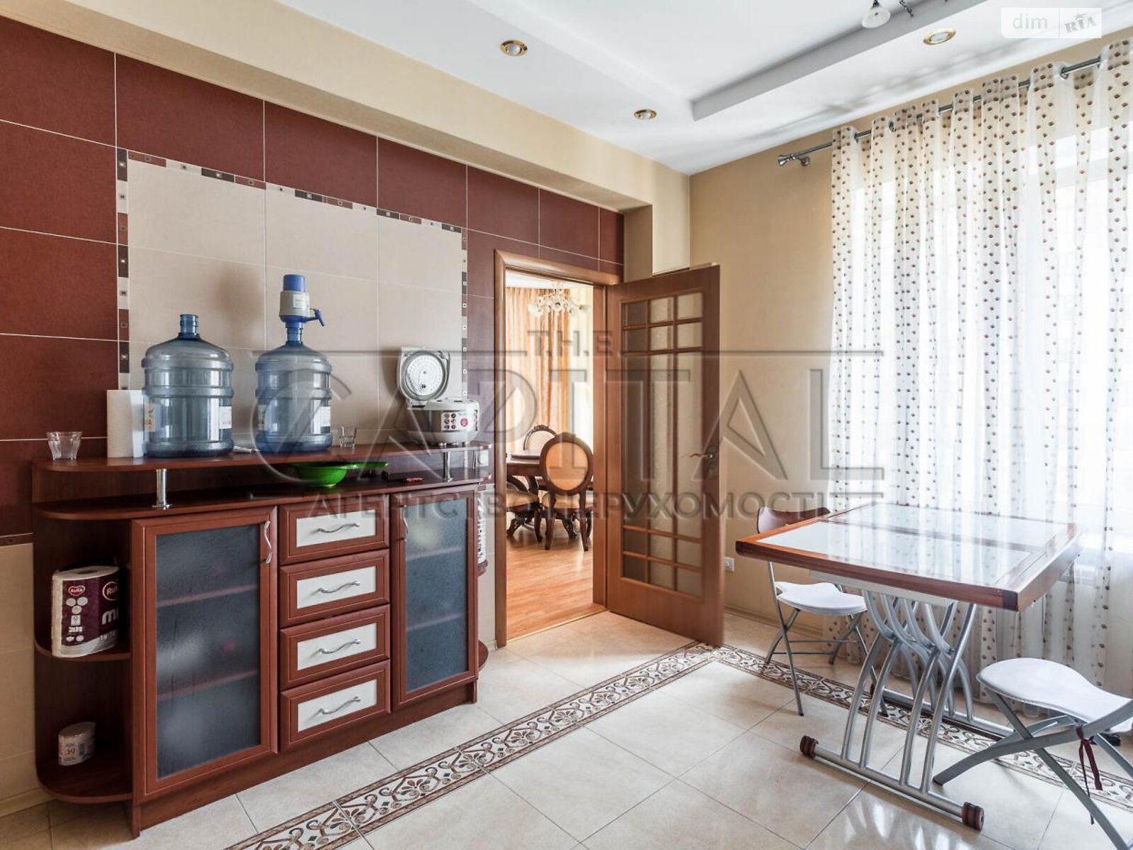 Продажа пятикомнатной квартиры в Киеве, на ул. Дмитриевская 69, район Солдатская Слободка фото 1 Продажа пятикомнатной квартиры в Киеве, на ул. Дмитриевская 69, район Солдатская Слободка фото 1