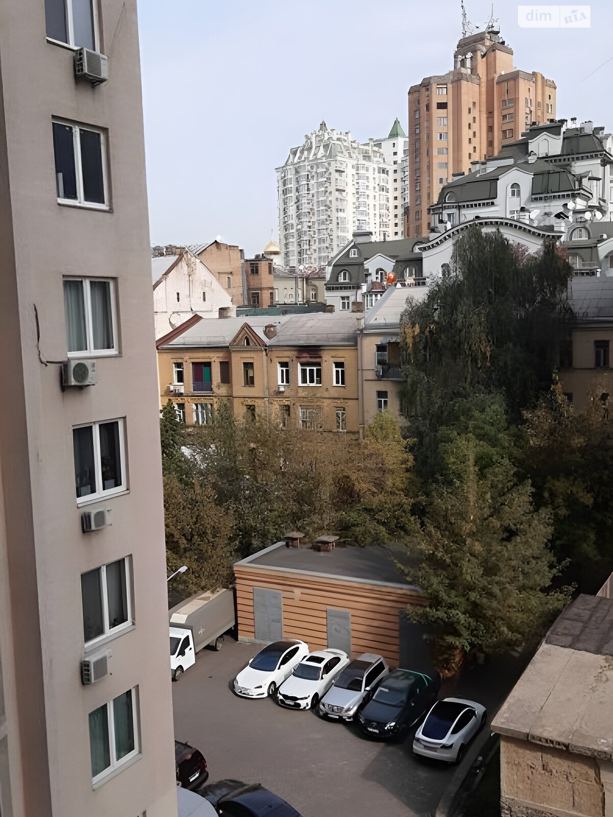 Продажа двухкомнатной квартиры в Киеве, на ул. Дмитриевская 80, район Солдатская Слободка фото 1 Продажа двухкомнатной квартиры в Киеве, на ул. Дмитриевская 80, район Солдатская Слободка фото 1