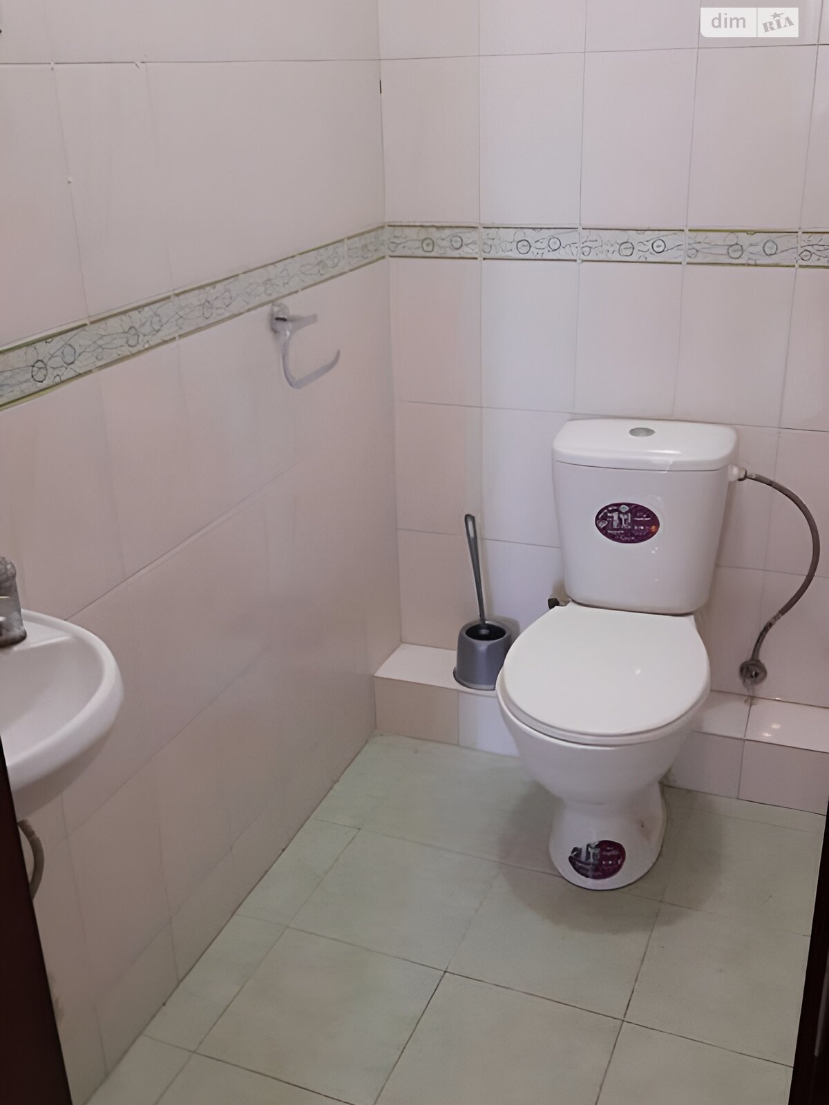 Продажа двухкомнатной квартиры в Киеве, на ул. Дмитриевская 80, район Солдатская Слободка фото 1 Продажа двухкомнатной квартиры в Киеве, на ул. Дмитриевская 80, район Солдатская Слободка фото 1