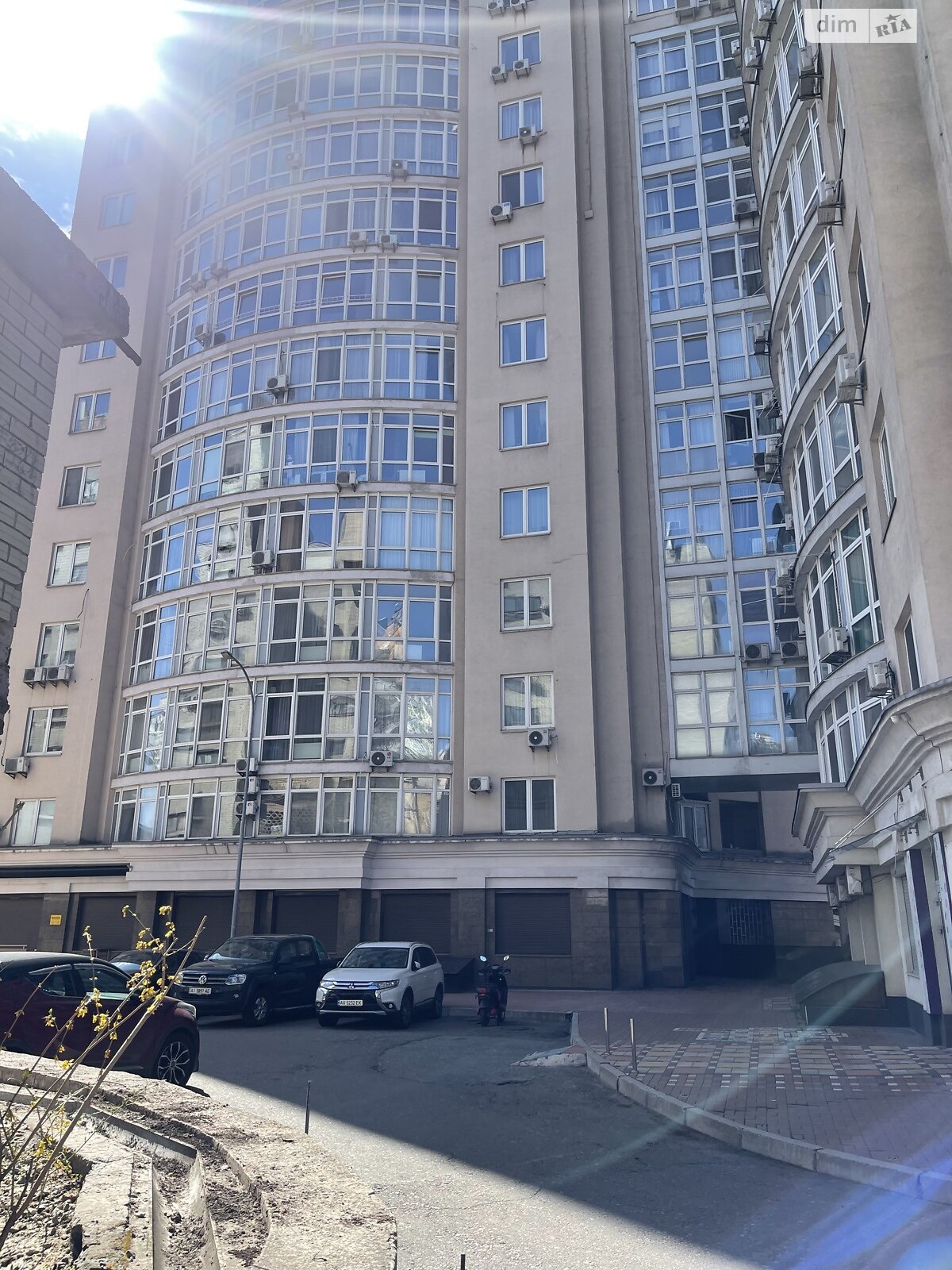 Продаж чотирикімнатної квартири в Києві, на вул. Дмитрівська 80, район Шевченківський фото 1 Продаж чотирикімнатної квартири в Києві, на вул. Дмитрівська 80, район Шевченківський фото 1