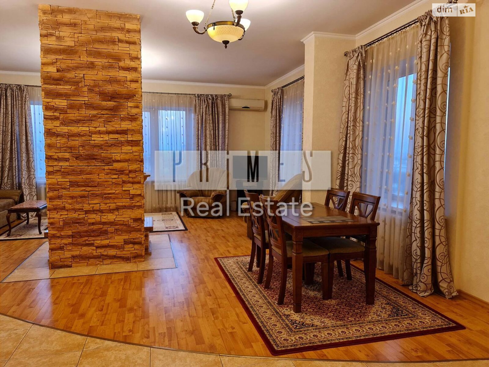 Продажа двухкомнатной квартиры в Киеве, на ул. Дмитриевская 69, район Солдатская Слободка фото 1 Продажа двухкомнатной квартиры в Киеве, на ул. Дмитриевская 69, район Солдатская Слободка фото 1