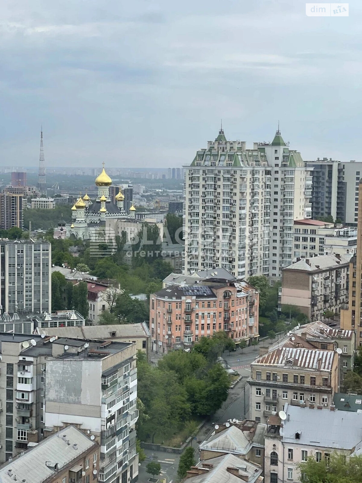 Продажа двухкомнатной квартиры в Киеве, на ул. Дмитриевская 69, район Солдатская Слободка фото 1 Продажа двухкомнатной квартиры в Киеве, на ул. Дмитриевская 69, район Солдатская Слободка фото 1