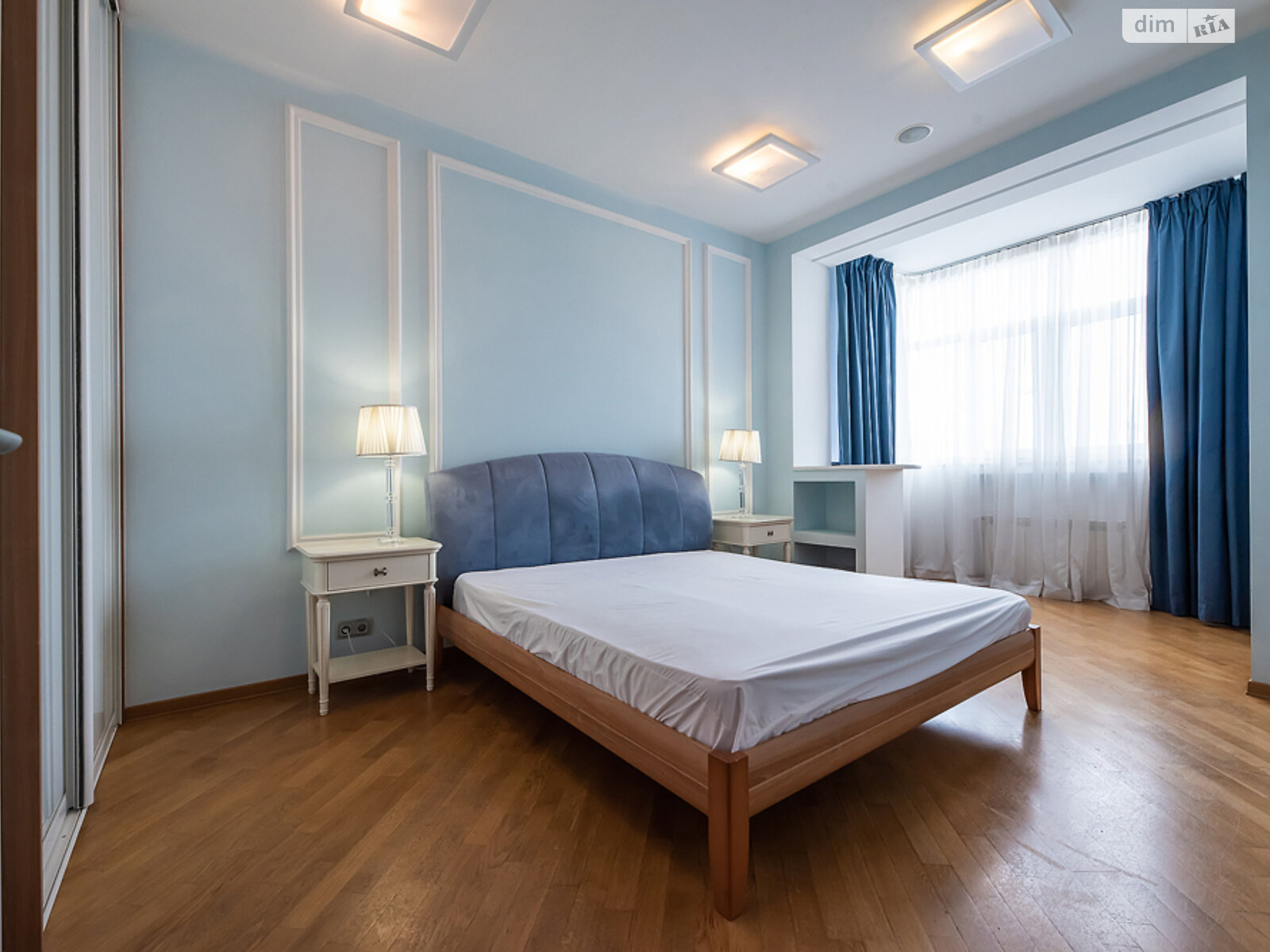 Продаж чотирикімнатної квартири в Києві, на вул. Дмитрівська 13А, район Шевченківський фото 1 Продаж чотирикімнатної квартири в Києві, на вул. Дмитрівська 13А, район Шевченківський фото 1