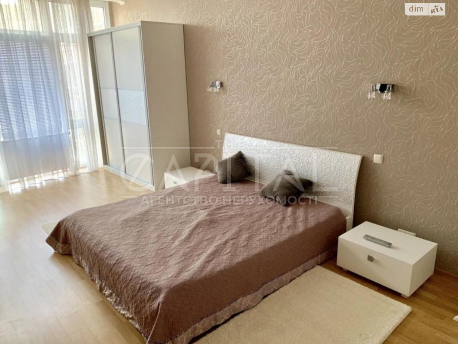 Продажа двухкомнатной квартиры в Киеве, на ул. Дмитриевская 82, район Солдатская Слободка фото 1 Продажа двухкомнатной квартиры в Киеве, на ул. Дмитриевская 82, район Солдатская Слободка фото 1