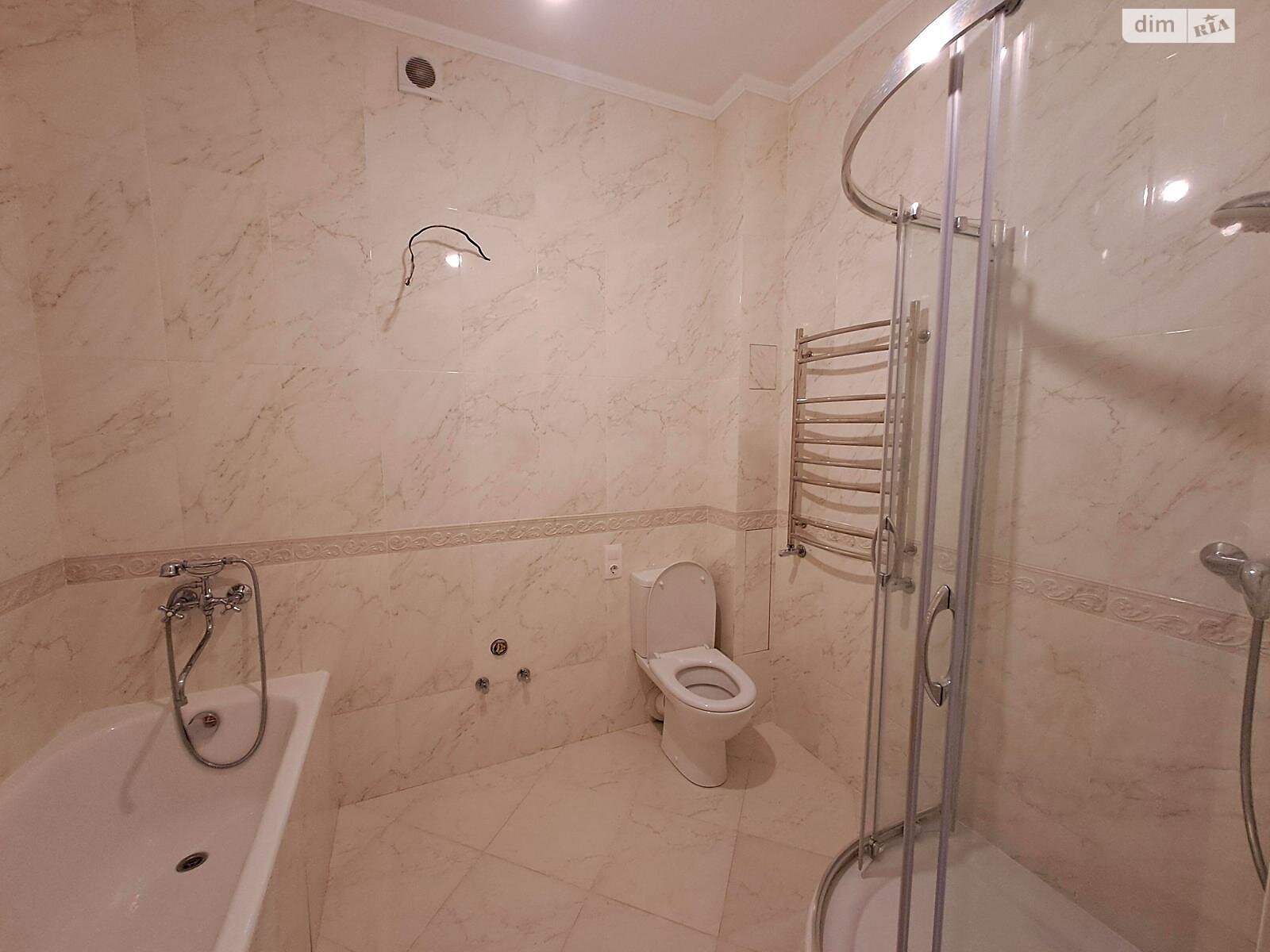 Продаж трикімнатної квартири в Києві, на вул. Дмитрівська 17А, район Солдатська Слобідка фото 1 Продаж трикімнатної квартири в Києві, на вул. Дмитрівська 17А, район Солдатська Слобідка фото 1