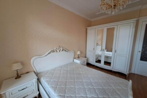 Продаж трикімнатної квартири в Києві, на вул. Дмитрівська 17А, район Солдатська Слобідка фото 2