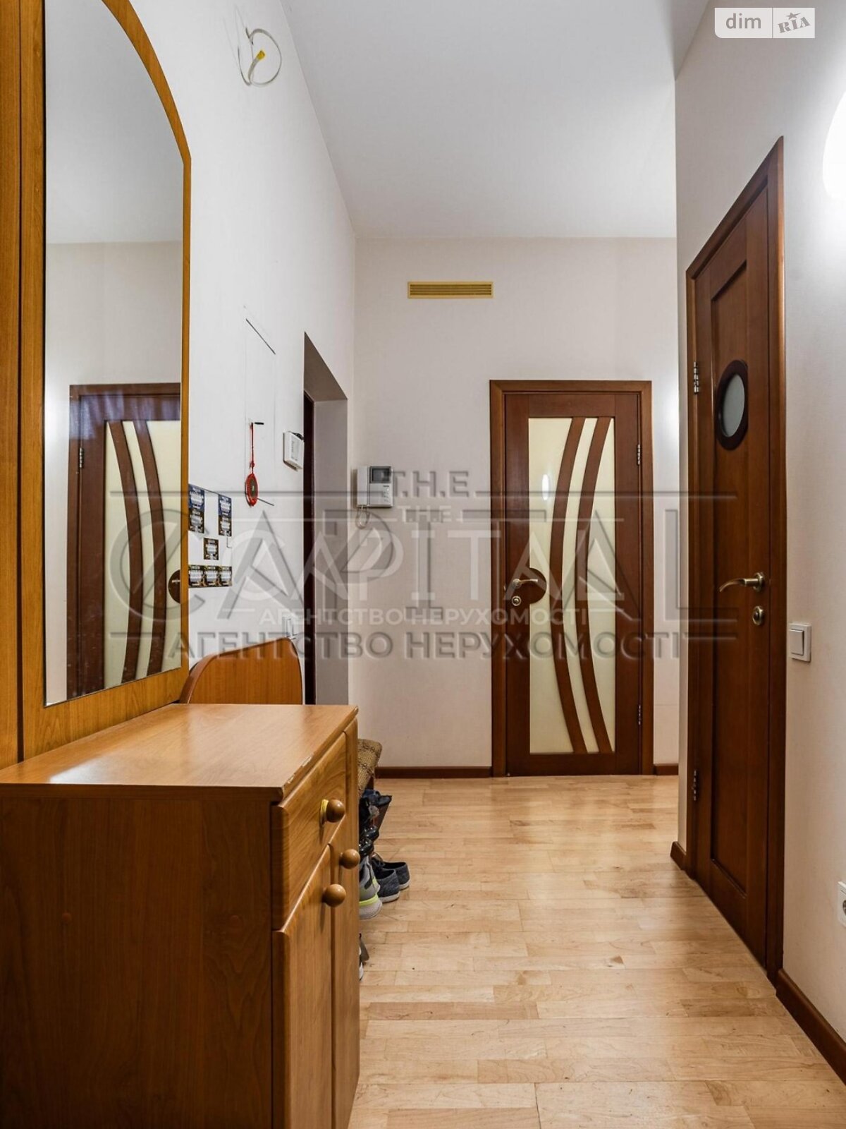 Продаж однокімнатної квартири в Києві, на вул. Дмитрівська 69, район Солдатська Слобідка фото 1 Продаж однокімнатної квартири в Києві, на вул. Дмитрівська 69, район Солдатська Слобідка фото 1
