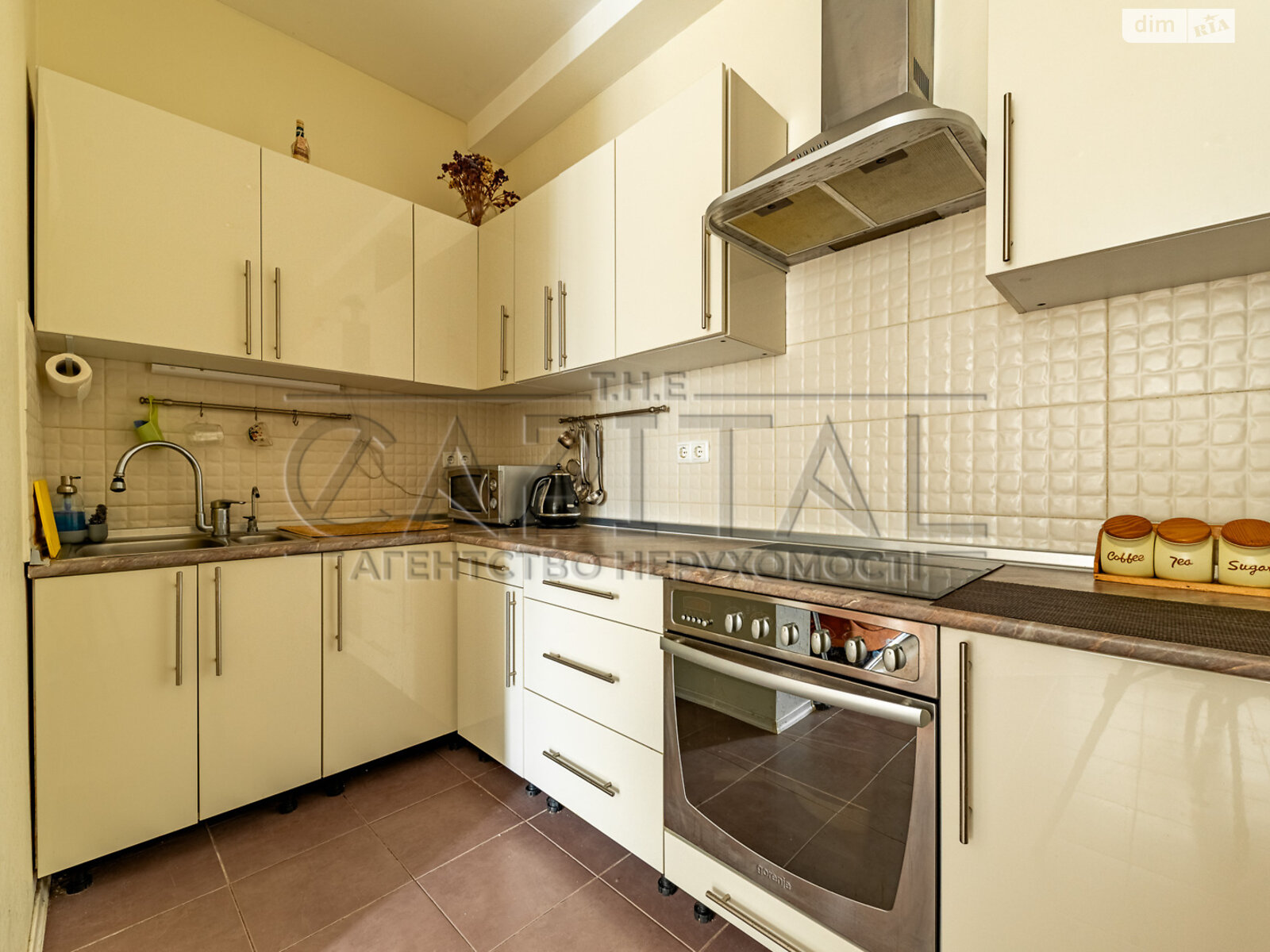 Продаж двокімнатної квартири в Києві, на вул. Дмитрівська 69, район Шевченківський фото 1 Продаж двокімнатної квартири в Києві, на вул. Дмитрівська 69, район Шевченківський фото 1