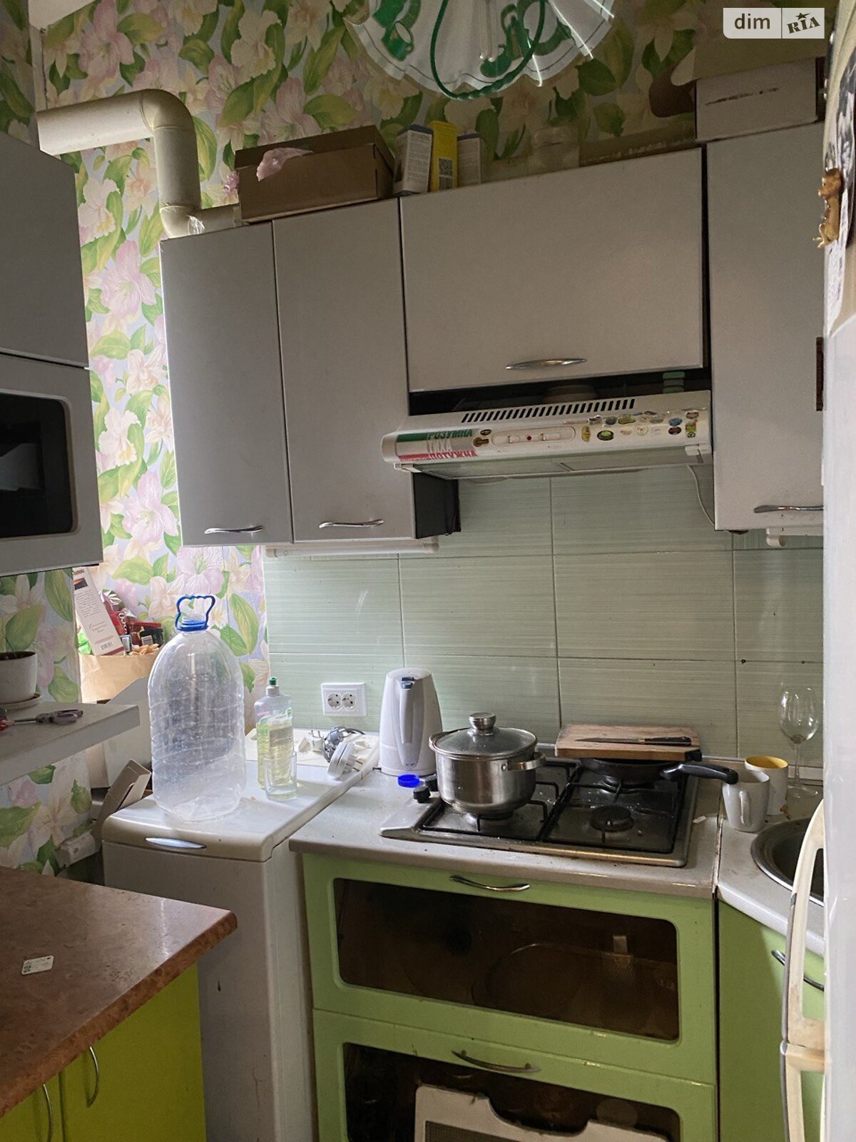 Продаж п`ятикімнатної квартири в Києві, на вул. Дмитрівська 19А, район Солдатська Слобідка фото 1 Продаж п`ятикімнатної квартири в Києві, на вул. Дмитрівська 19А, район Солдатська Слобідка фото 1