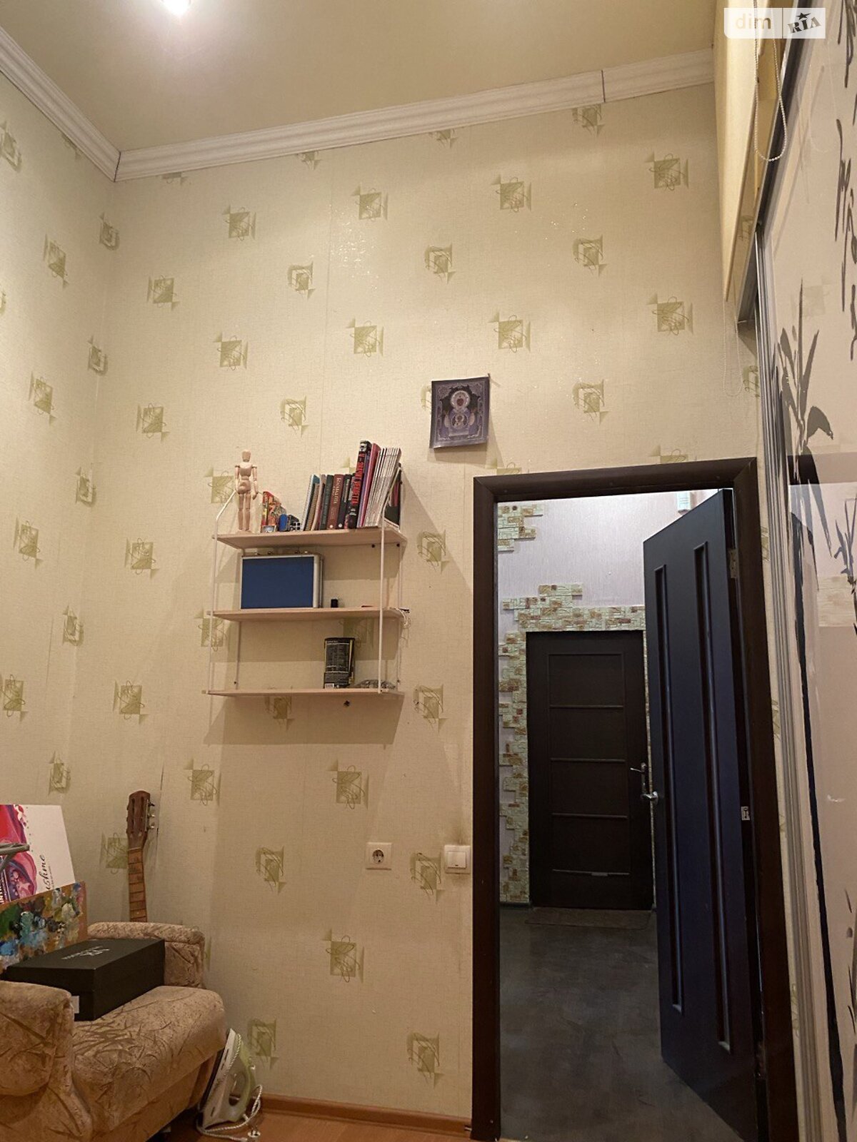 Продаж п`ятикімнатної квартири в Києві, на вул. Дмитрівська 19А, район Солдатська Слобідка фото 1 Продаж п`ятикімнатної квартири в Києві, на вул. Дмитрівська 19А, район Солдатська Слобідка фото 1