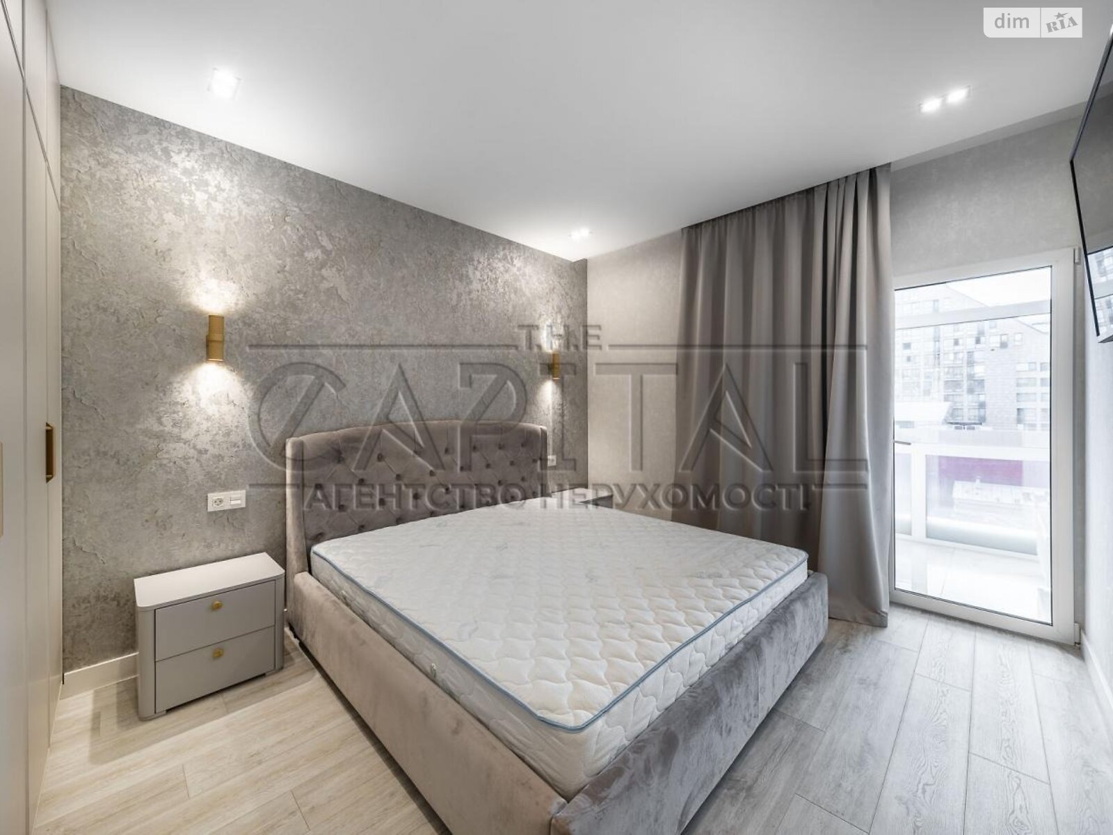 Продажа пятикомнатной квартиры в Киеве, на ул. Дмитриевская 60/19, район Солдатская Слободка фото 1 Продажа пятикомнатной квартиры в Киеве, на ул. Дмитриевская 60/19, район Солдатская Слободка фото 1