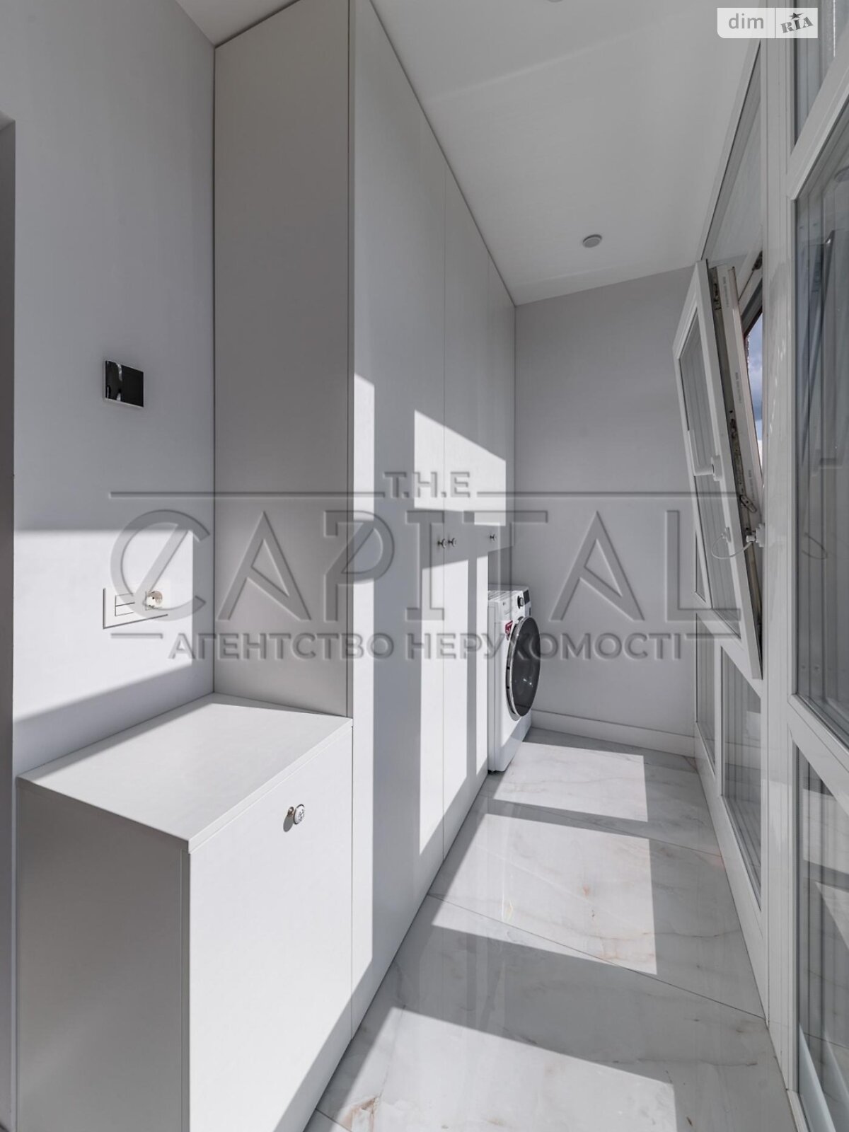 Продажа пятикомнатной квартиры в Киеве, на ул. Дмитриевская 60/19, район Солдатская Слободка фото 1 Продажа пятикомнатной квартиры в Киеве, на ул. Дмитриевская 60/19, район Солдатская Слободка фото 1