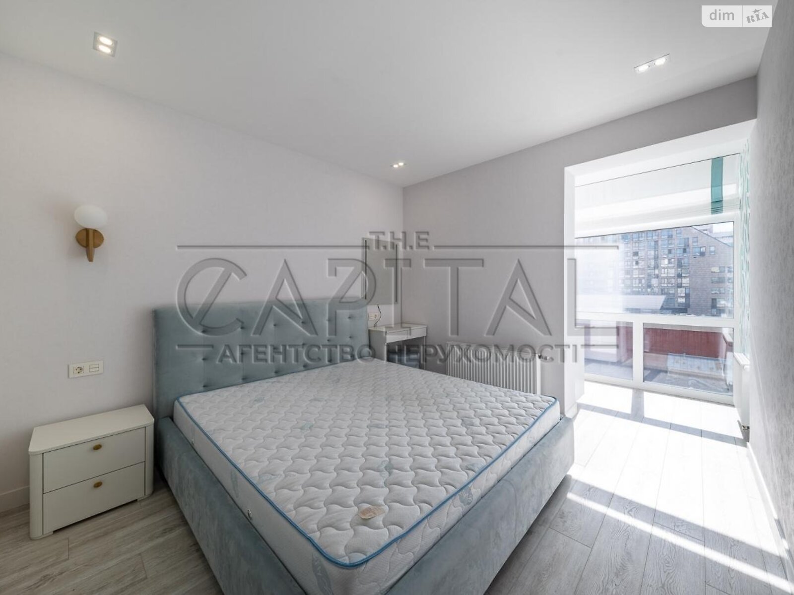 Продажа пятикомнатной квартиры в Киеве, на ул. Дмитриевская 60/19, район Солдатская Слободка фото 1 Продажа пятикомнатной квартиры в Киеве, на ул. Дмитриевская 60/19, район Солдатская Слободка фото 1