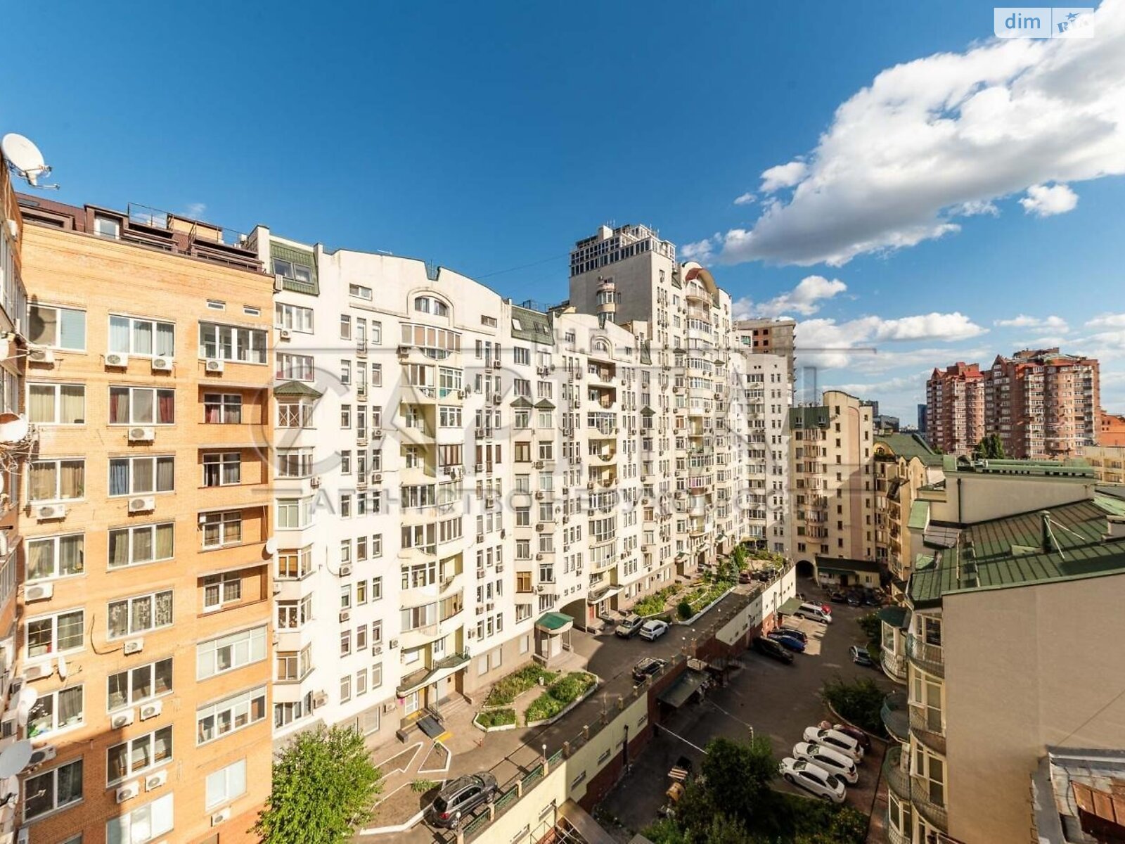 Продажа пятикомнатной квартиры в Киеве, на ул. Дмитриевская 60/19, район Солдатская Слободка фото 1 Продажа пятикомнатной квартиры в Киеве, на ул. Дмитриевская 60/19, район Солдатская Слободка фото 1