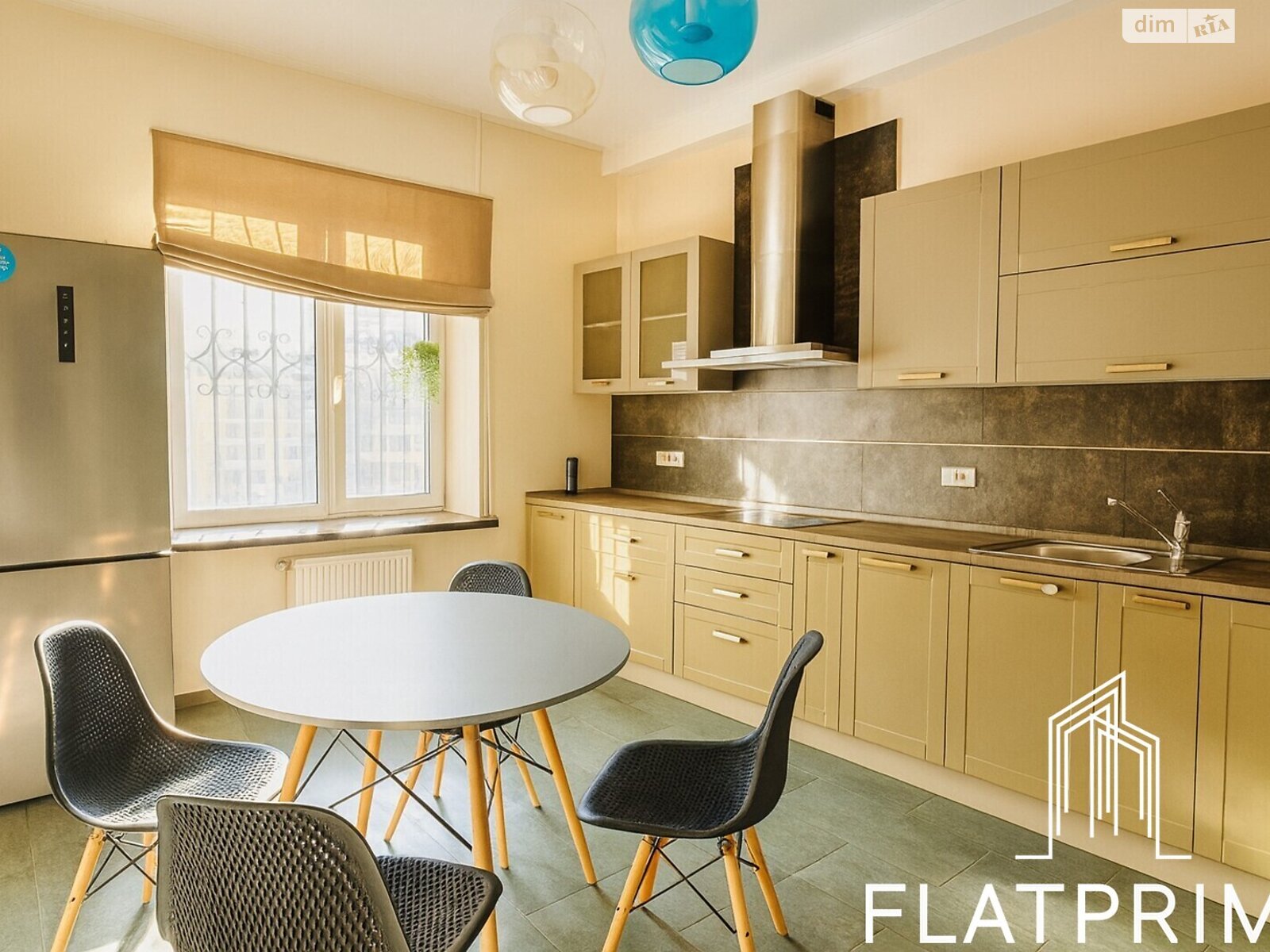 Продаж п`ятикімнатної квартири в Києві, на вул. Дмитрівська 69, кв. 198, район Солдатська Слобідка фото 1 Продаж п`ятикімнатної квартири в Києві, на вул. Дмитрівська 69, кв. 198, район Солдатська Слобідка фото 1