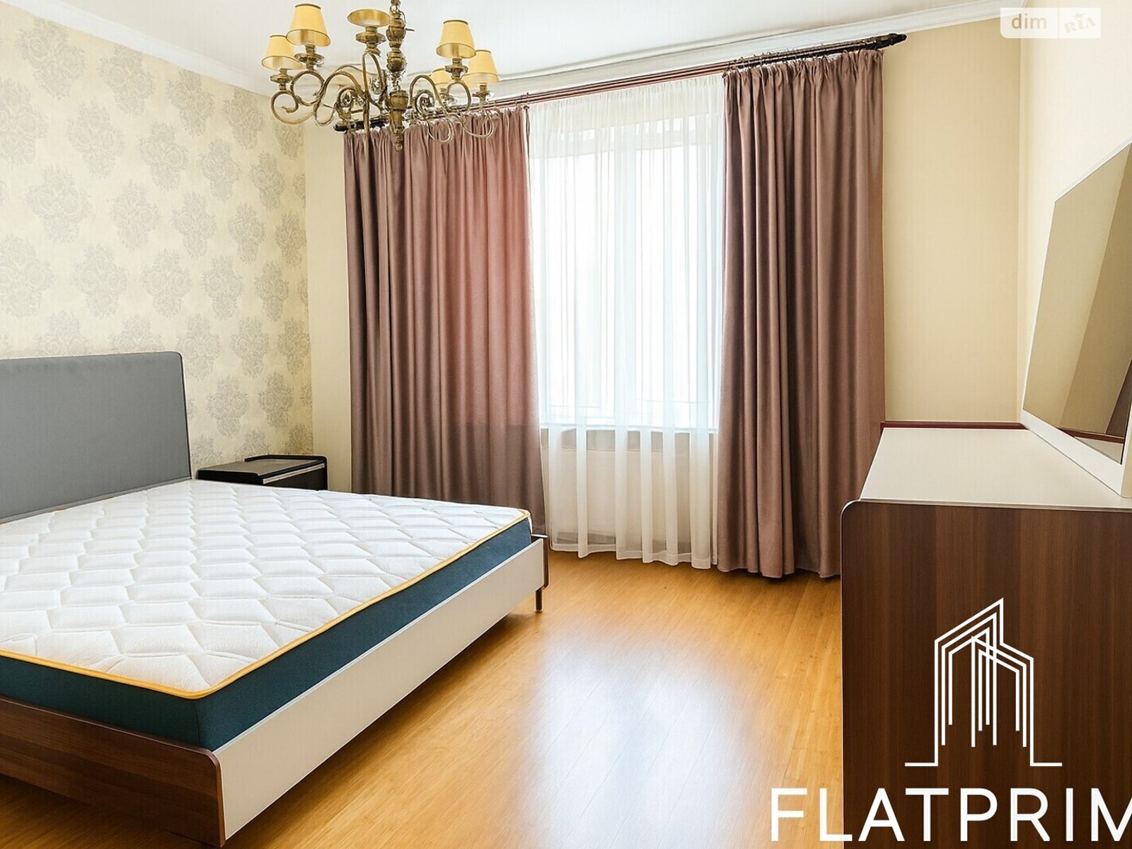 Продаж п`ятикімнатної квартири в Києві, на вул. Дмитрівська 69, кв. 198, район Солдатська Слобідка фото 1 Продаж п`ятикімнатної квартири в Києві, на вул. Дмитрівська 69, кв. 198, район Солдатська Слобідка фото 1