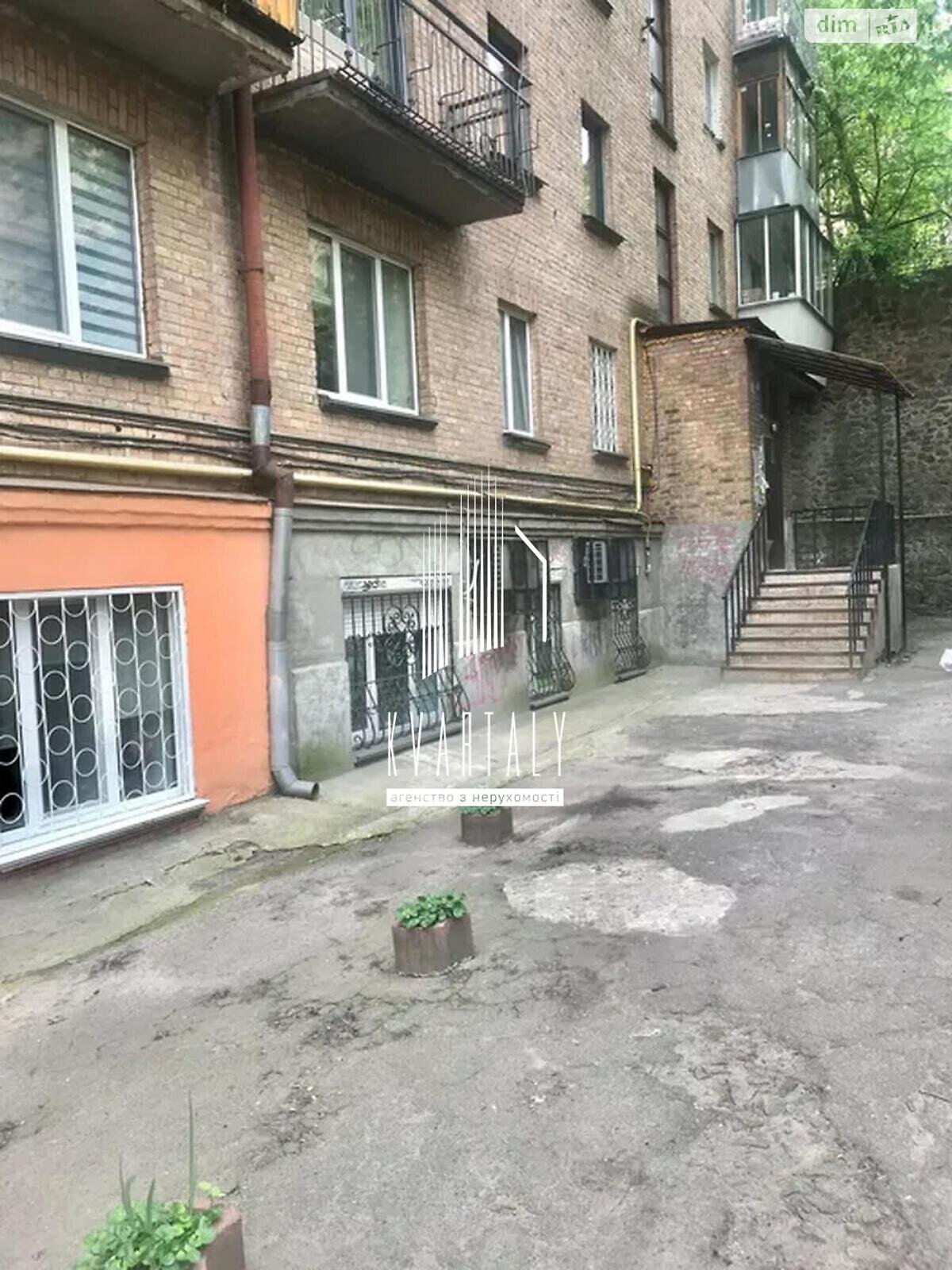 Продажа двухкомнатной квартиры в Киеве, на ул. Гоголевская 9Б, район Солдатская Слободка фото 1