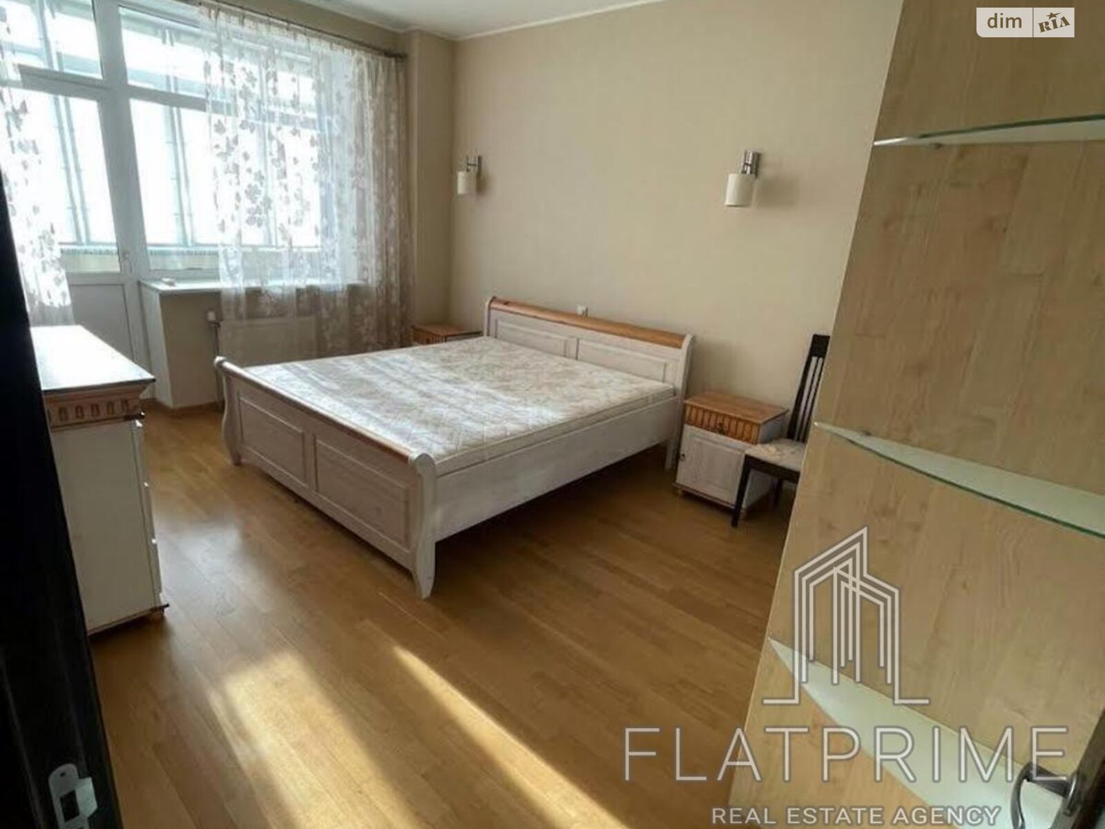 Продажа двухкомнатной квартиры в Киеве, на ул. Павловская 17, район Солдатская Слободка фото 1 Продажа двухкомнатной квартиры в Киеве, на ул. Павловская 17, район Солдатская Слободка фото 1