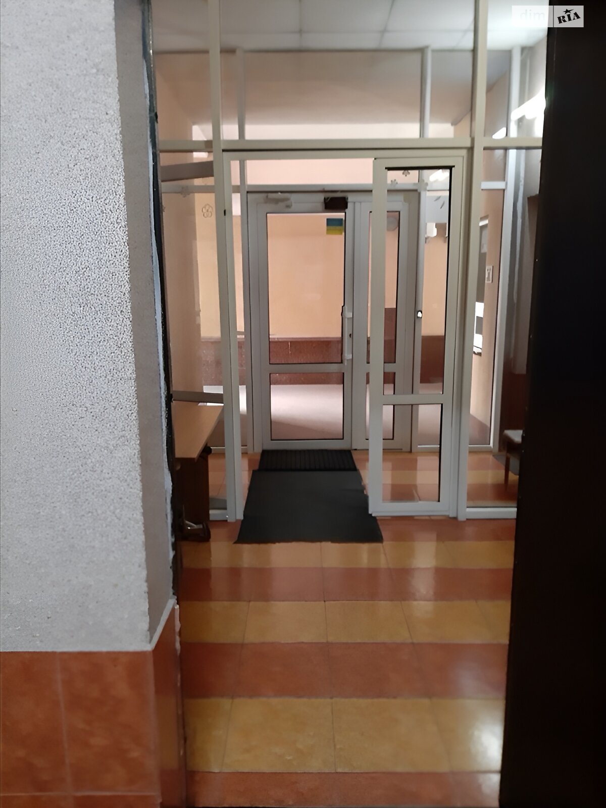 Продаж двокімнатної квартири в Києві, на вул. Полтавська 10, район Солдатська Слобідка фото 1 Продаж двокімнатної квартири в Києві, на вул. Полтавська 10, район Солдатська Слобідка фото 1