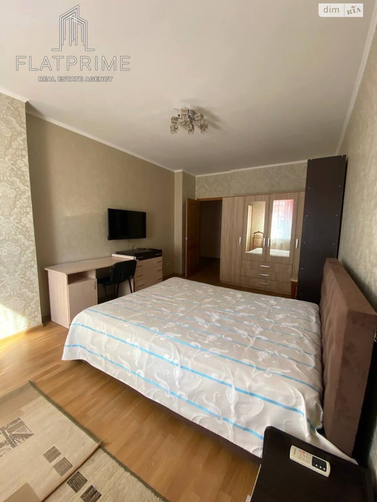 Продажа двухкомнатной квартиры в Киеве, на ул. Полтавская 10, район Солдатская Слободка фото 1 Продажа двухкомнатной квартиры в Киеве, на ул. Полтавская 10, район Солдатская Слободка фото 1