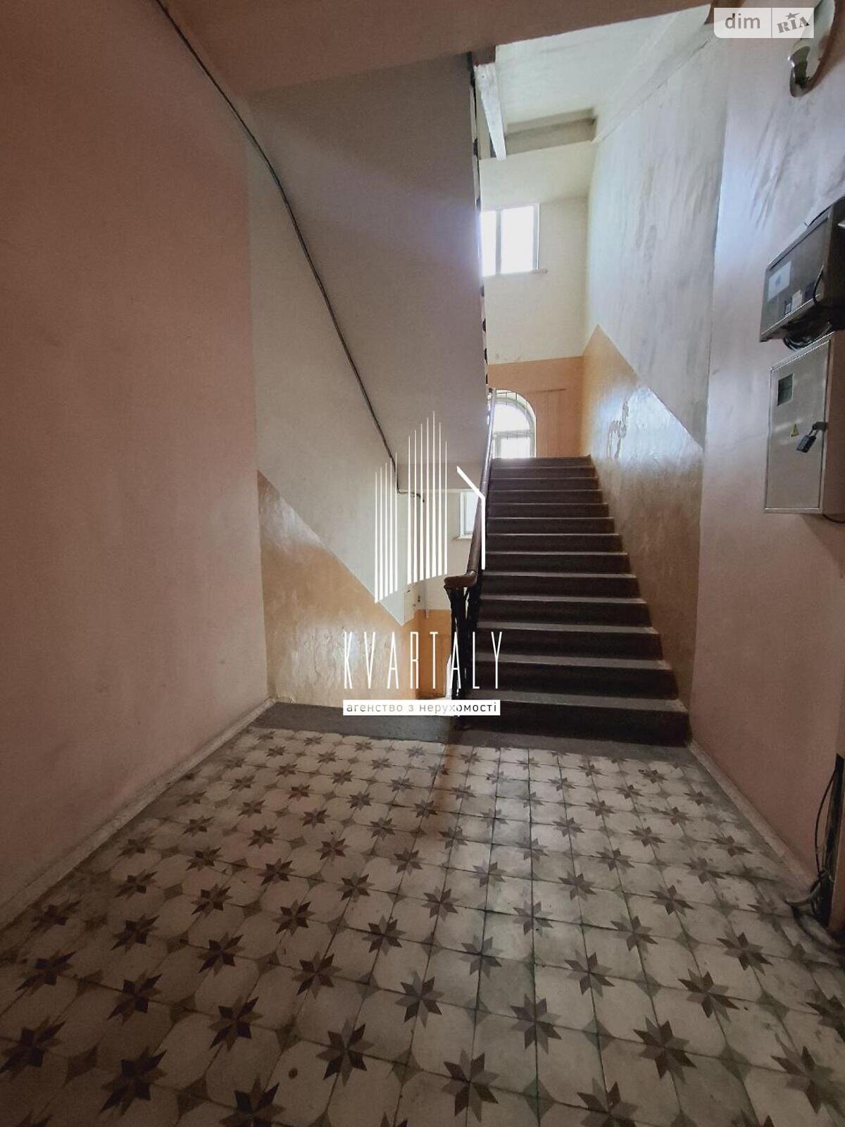 Продаж двокімнатної квартири в Києві, на вул. Січових Стрільців 81, район Солдатська Слобідка фото 1 Продаж двокімнатної квартири в Києві, на вул. Січових Стрільців 81, район Солдатська Слобідка фото 1