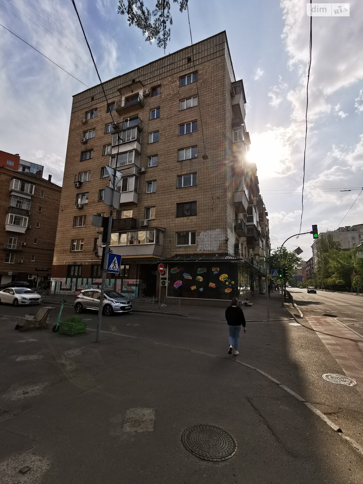 Продажа трехкомнатной квартиры в Киеве, на ул. Сечевых Стрельцов 53, район Солдатская Слободка фото 1 Продажа трехкомнатной квартиры в Киеве, на ул. Сечевых Стрельцов 53, район Солдатская Слободка фото 1