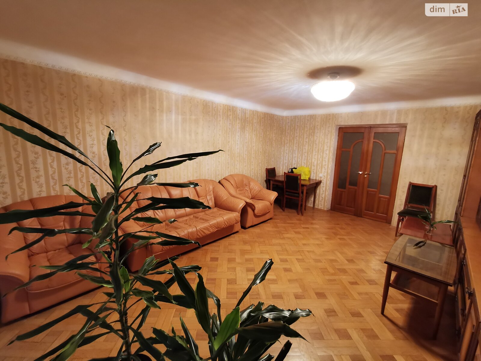 Продажа трехкомнатной квартиры в Киеве, на ул. Сечевых Стрельцов 53, район Солдатская Слободка фото 1 Продажа трехкомнатной квартиры в Киеве, на ул. Сечевых Стрельцов 53, район Солдатская Слободка фото 1