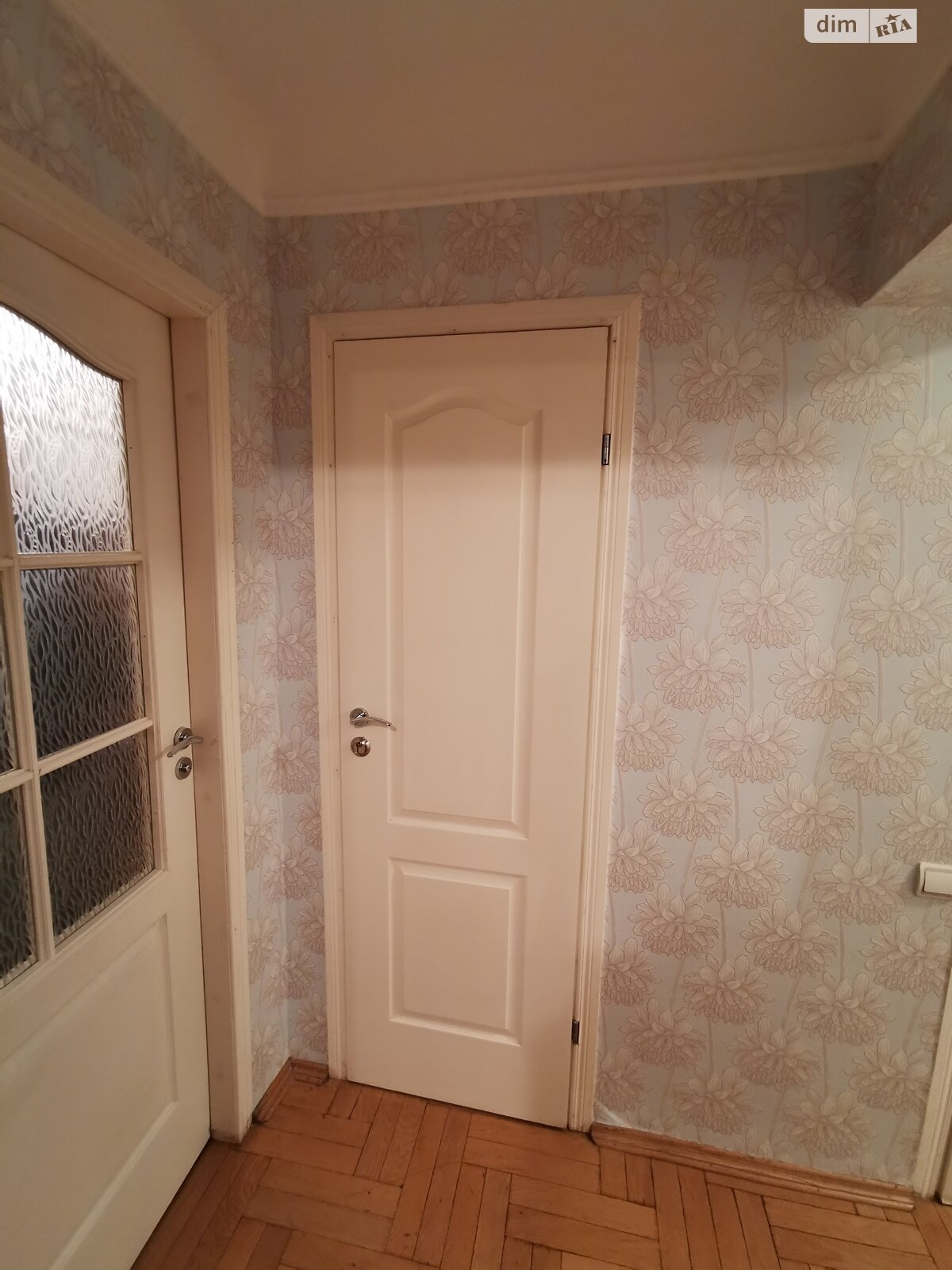 Продажа трехкомнатной квартиры в Киеве, на ул. Сечевых Стрельцов 53, район Солдатская Слободка фото 1 Продажа трехкомнатной квартиры в Киеве, на ул. Сечевых Стрельцов 53, район Солдатская Слободка фото 1