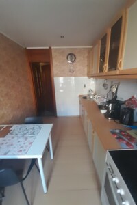 Продажа трехкомнатной квартиры в Киеве, на ул. Златоустовская 48/5, район Солдатская Слободка фото 2