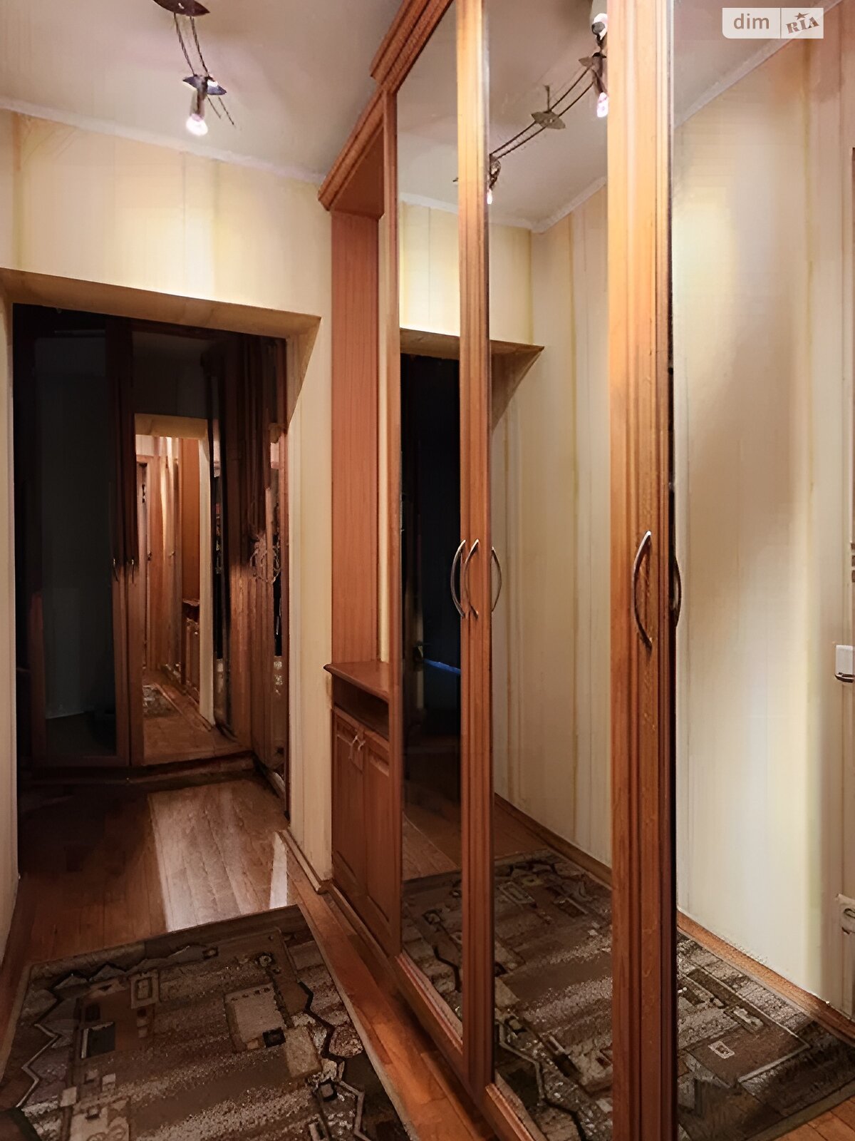 Продаж двокімнатної квартири в Києві, на вул. Золотоустівська 4, район Солдатська Слобідка фото 1 Продаж двокімнатної квартири в Києві, на вул. Золотоустівська 4, район Солдатська Слобідка фото 1