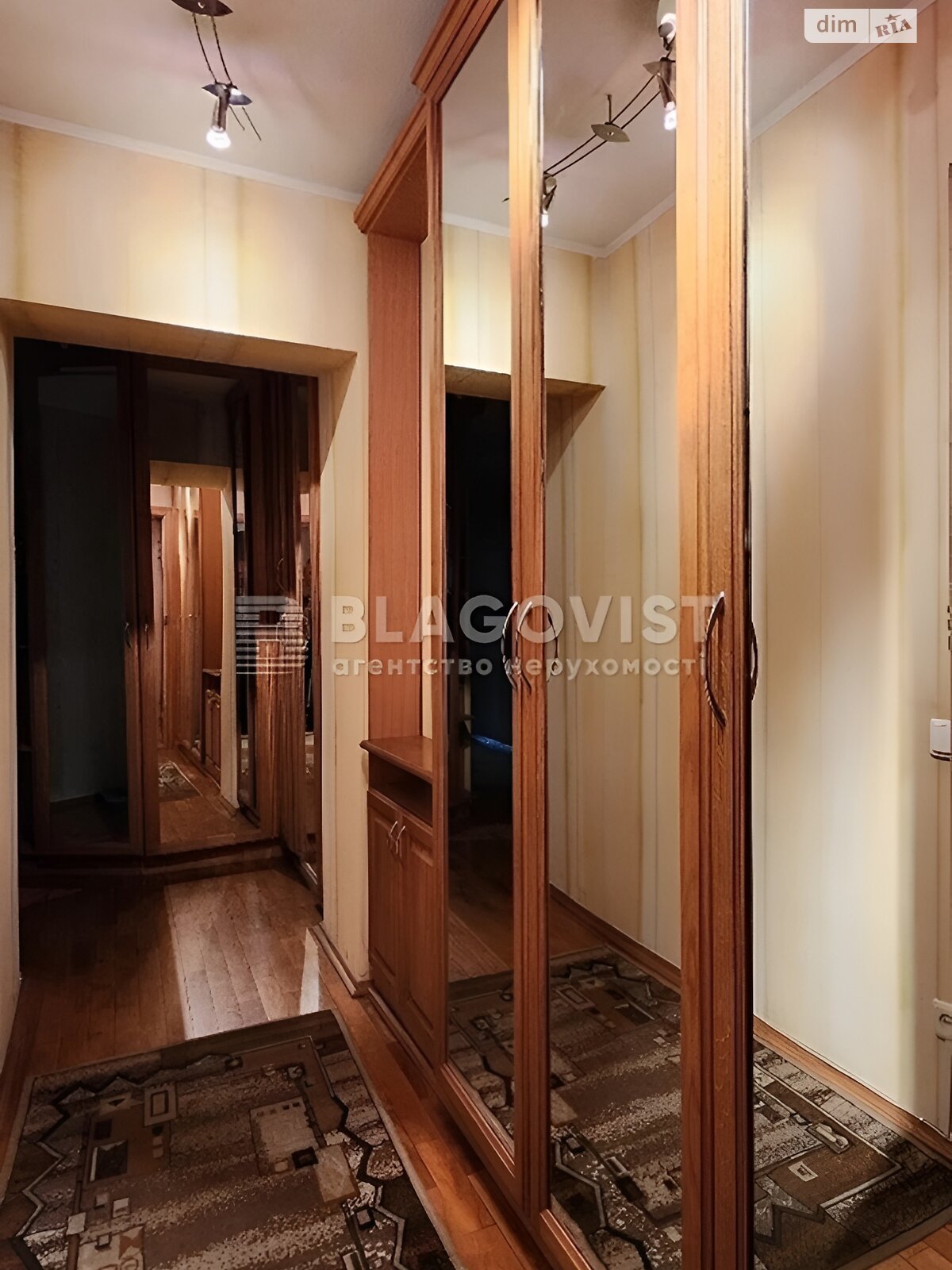 Продаж двокімнатної квартири в Києві, на вул. Золотоустівська 4, район Солдатська Слобідка фото 1 Продаж двокімнатної квартири в Києві, на вул. Золотоустівська 4, район Солдатська Слобідка фото 1