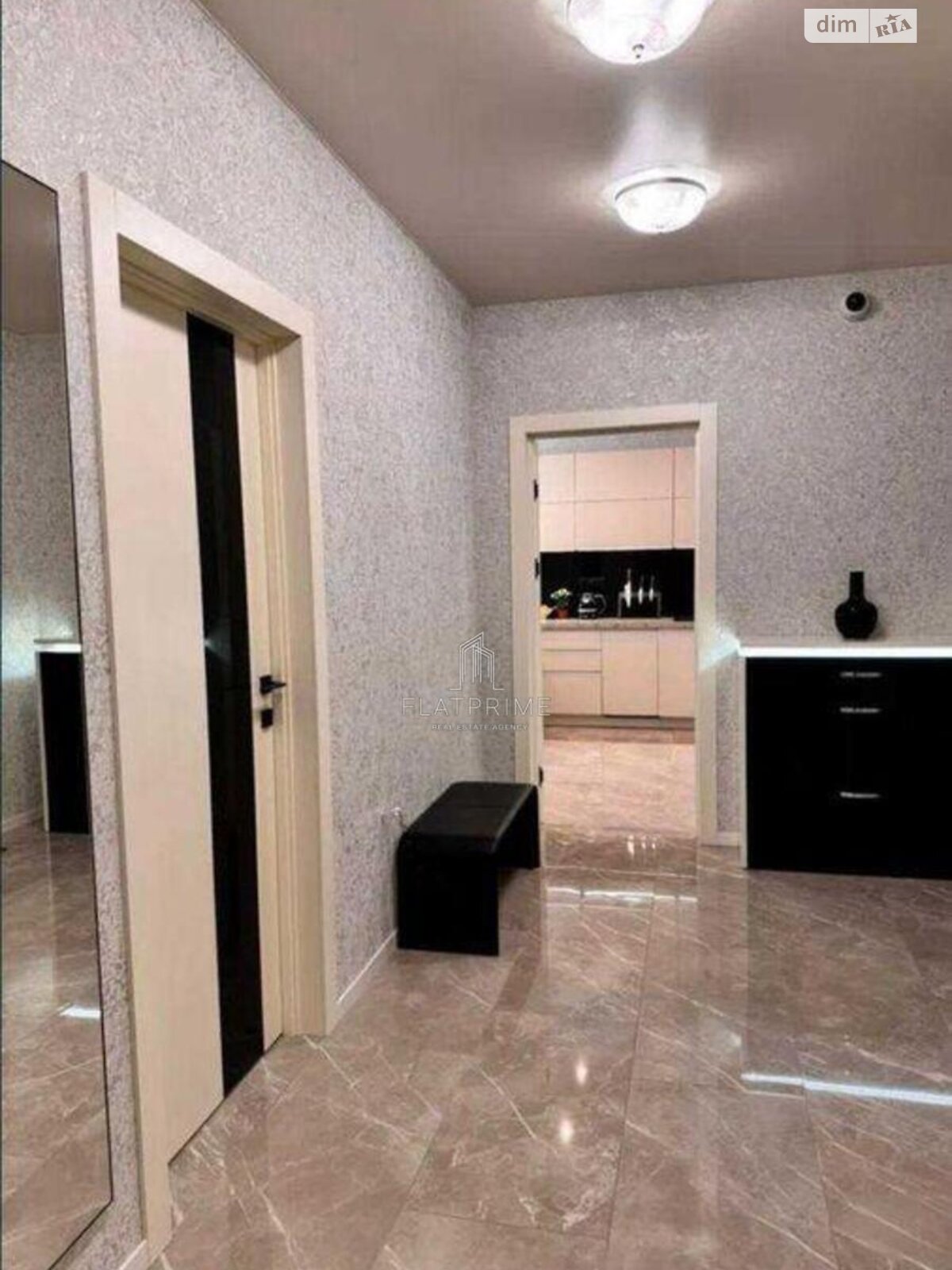 Продажа двухкомнатной квартиры в Киеве, на ул. Златоустовская 34, район Солдатская Слободка фото 1 Продажа двухкомнатной квартиры в Киеве, на ул. Златоустовская 34, район Солдатская Слободка фото 1